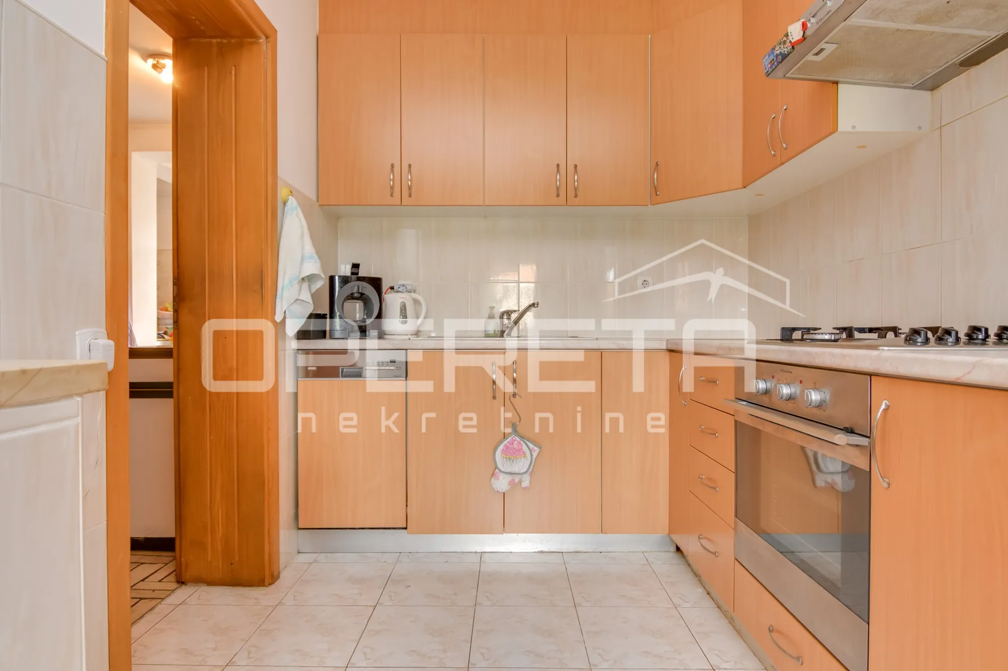 prodaja, kuća, donja dubrava, davorina jeića, samostojeća, 342m2 - slika 7