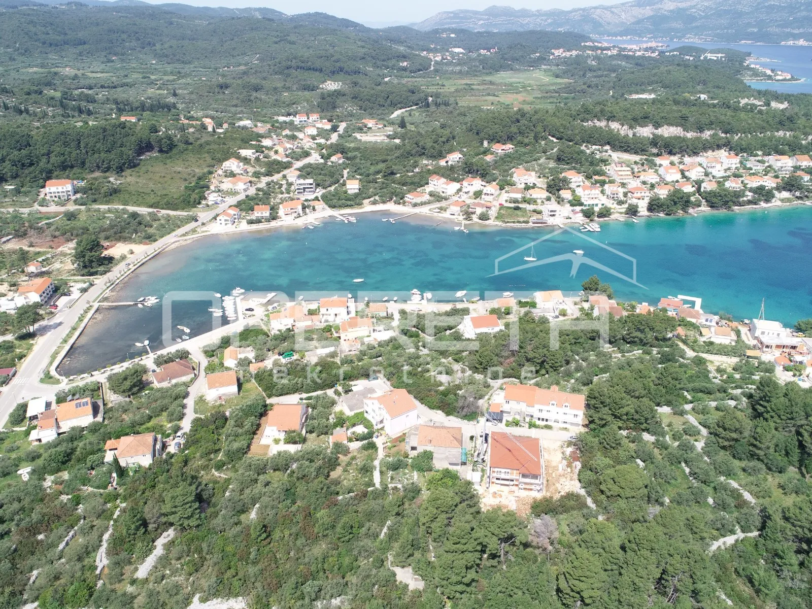 građevinsko zemljište od 952 m2 nedaleko od mora, lumbarda, korčula - slika 2