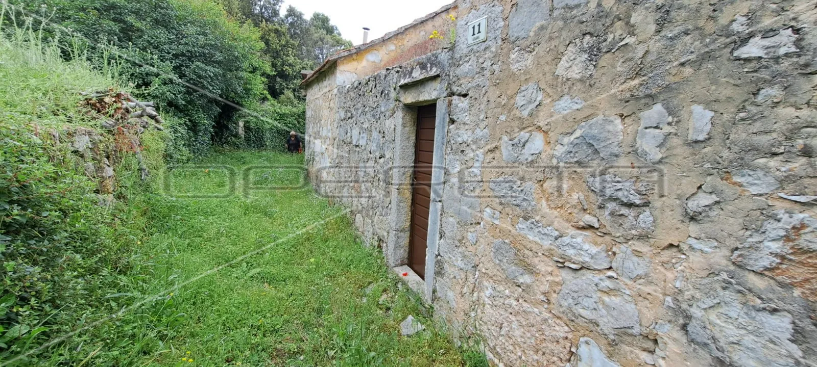 hvar, dol, kuća prodaja - slika 14