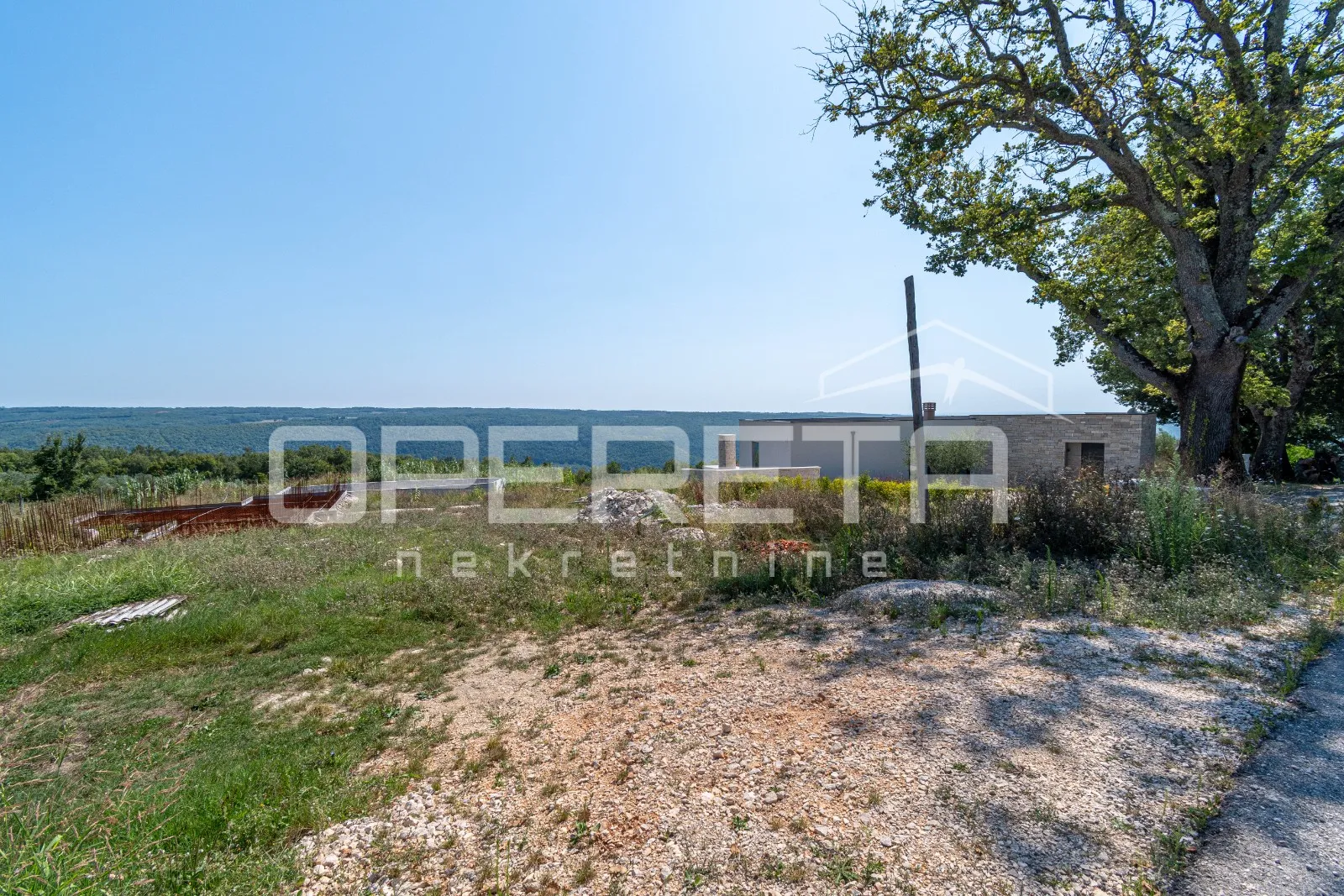 istra, krasica - građevinsko zemljište s projektom i dozvolom s pogledom na more - slika 3