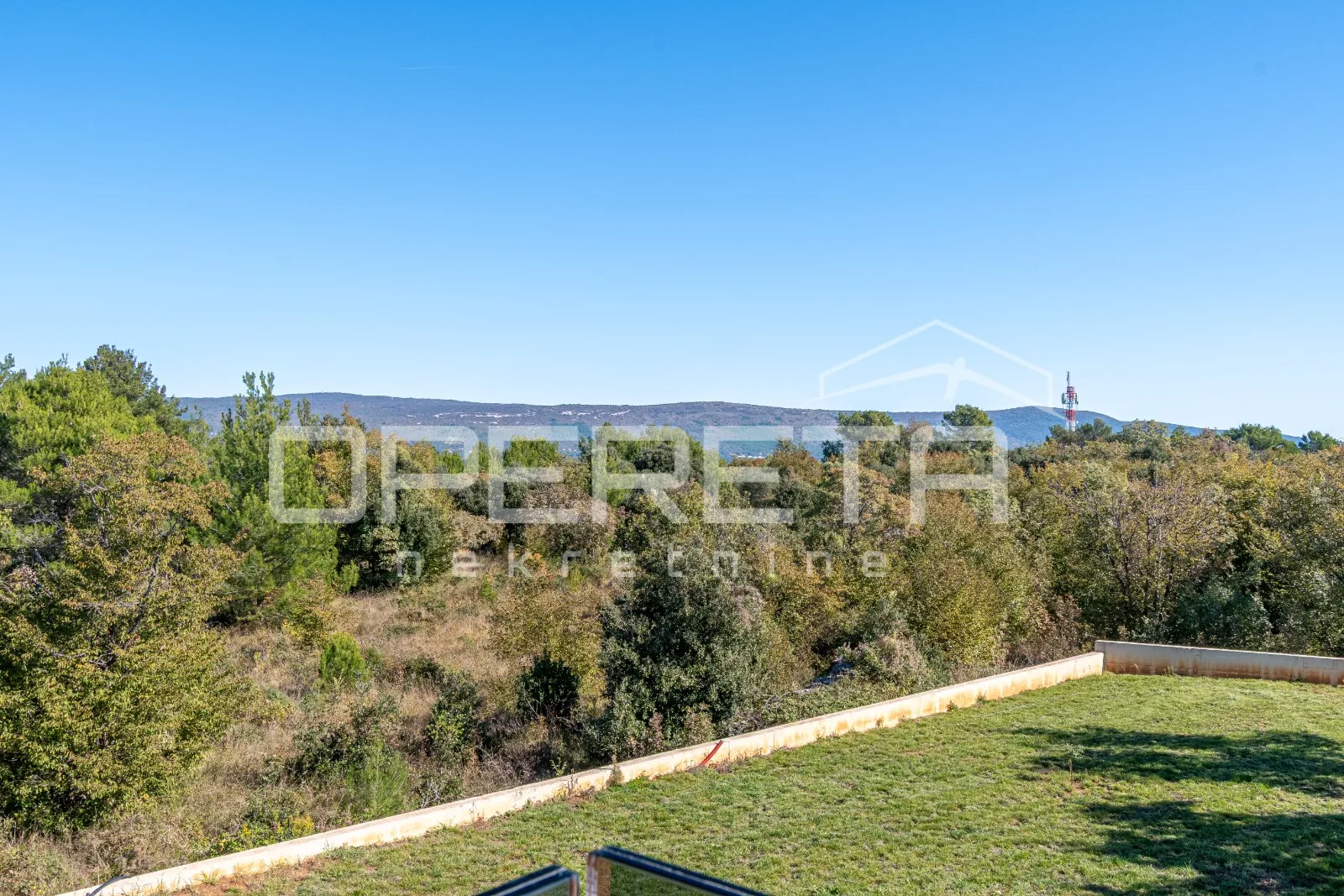 luksuzna vila s zadivljujućim pogledom na more uronjena u prirodu. - slika 34