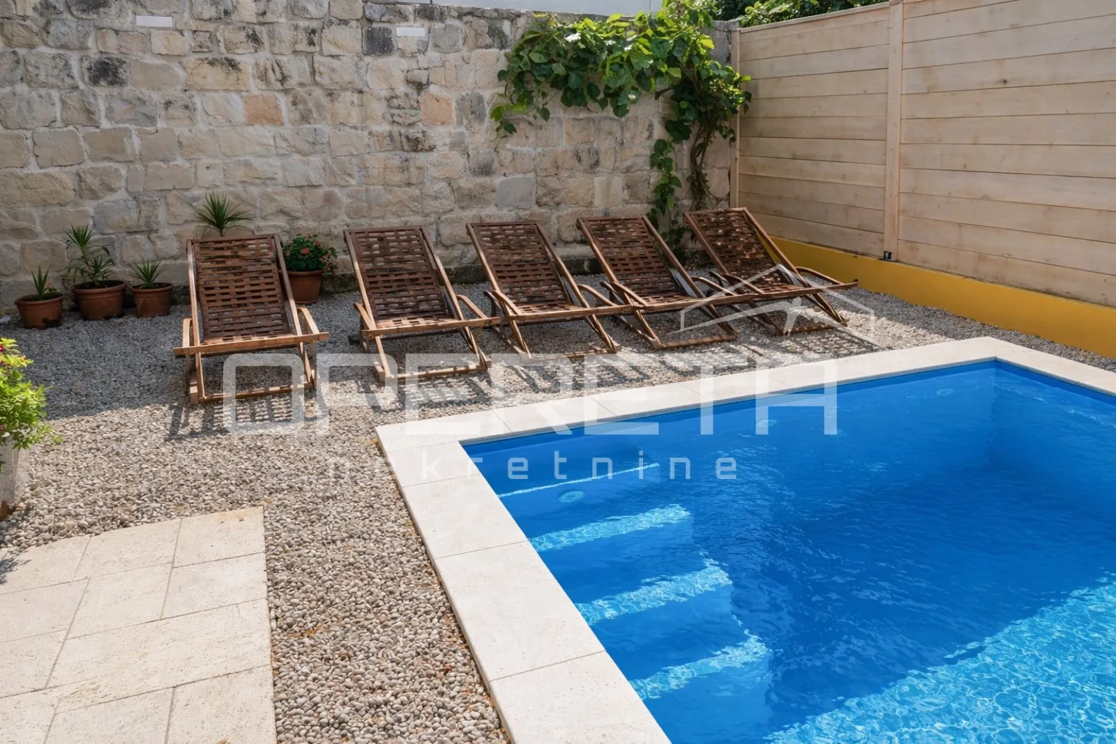 penthouse na samoj obali baćinkih jezera, baćina, ploče - slika 21