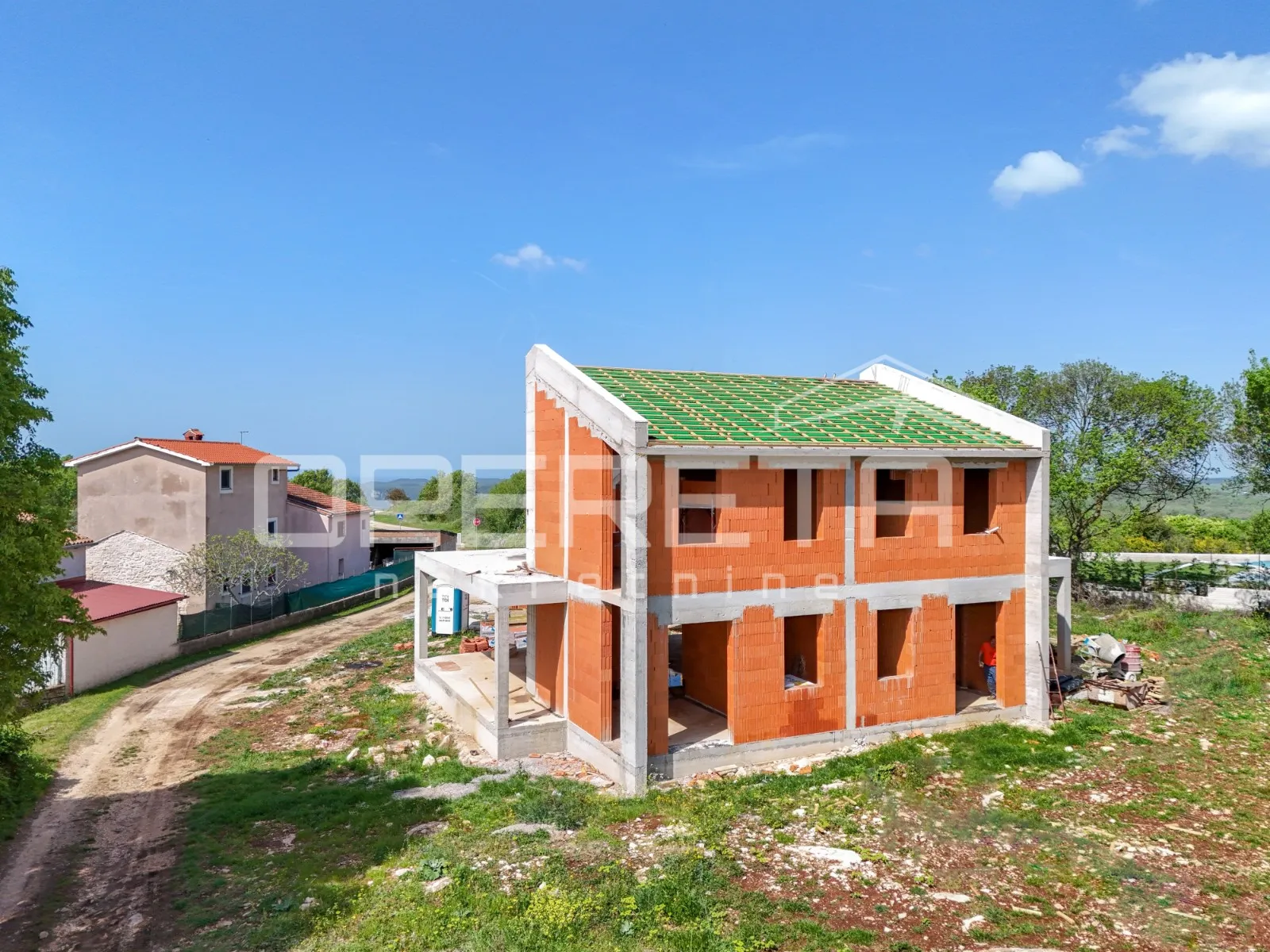 istra, kanfanar - moderna kuća s bazenom i otvorenim pogledom na limski kanal - slika 2