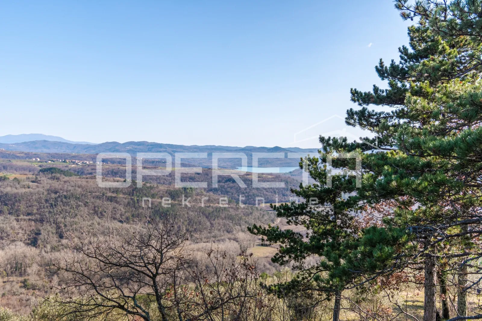 veliko imanje od 170 000 m2 s predivnim pogledom - slika 9