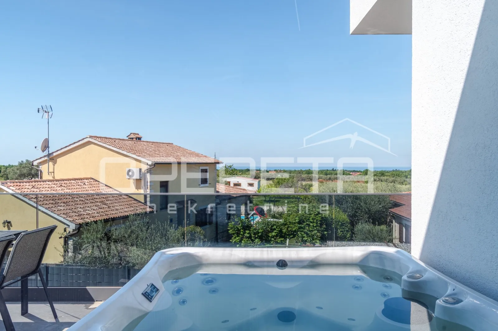 istra, poreč okolica – trosoban stan s terasom i pogledom na more - slika 4