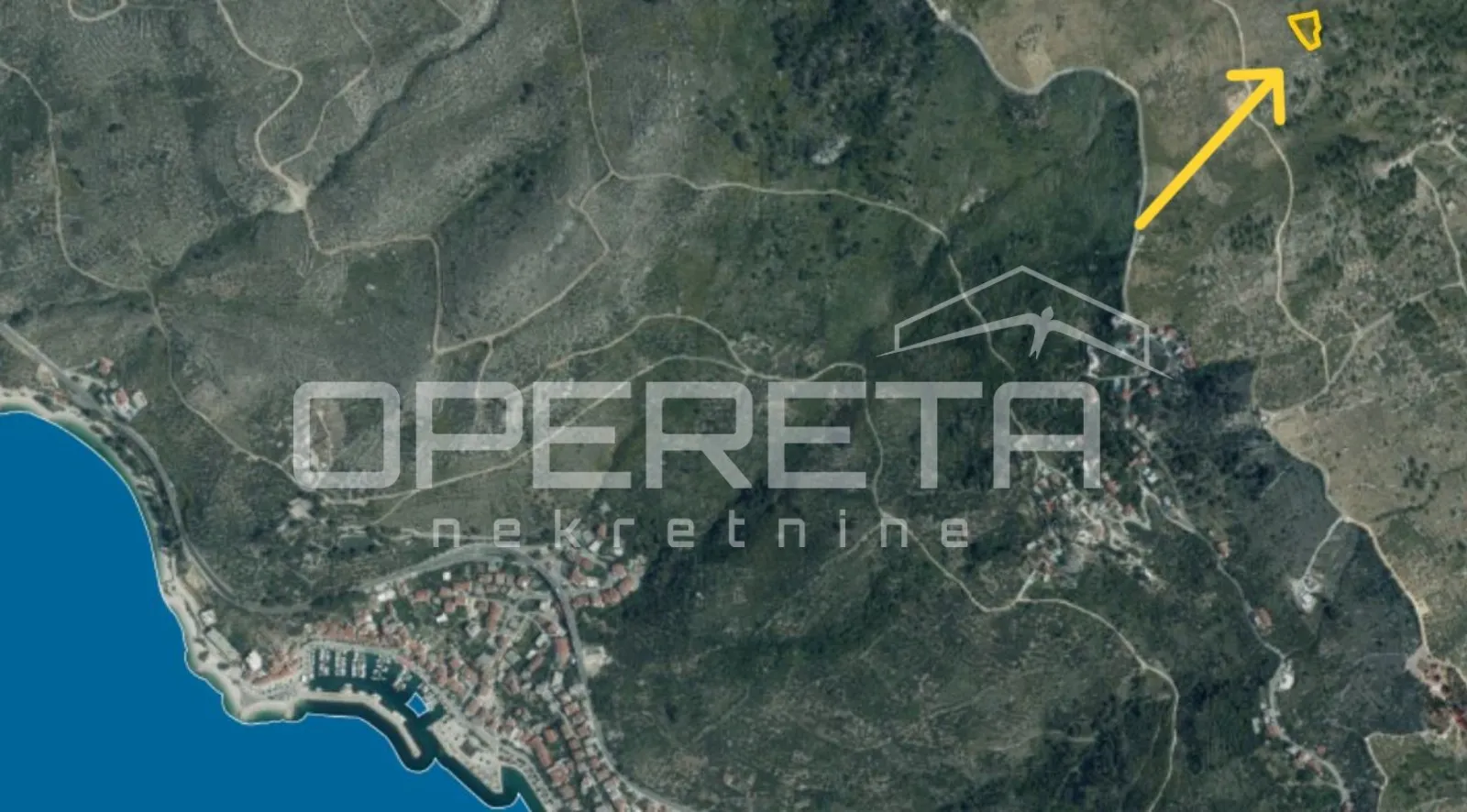 Podgora - poljoprivredno zemljište s panoramskim pogledom