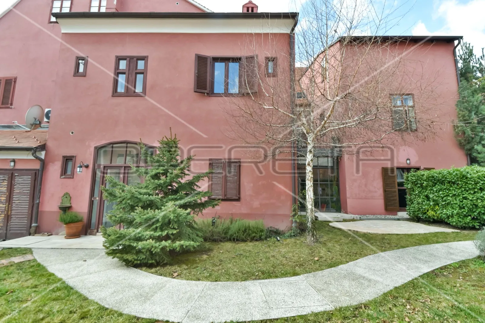 najam, stan, centar, gornji grad, 4s, 300m2 - slika 12