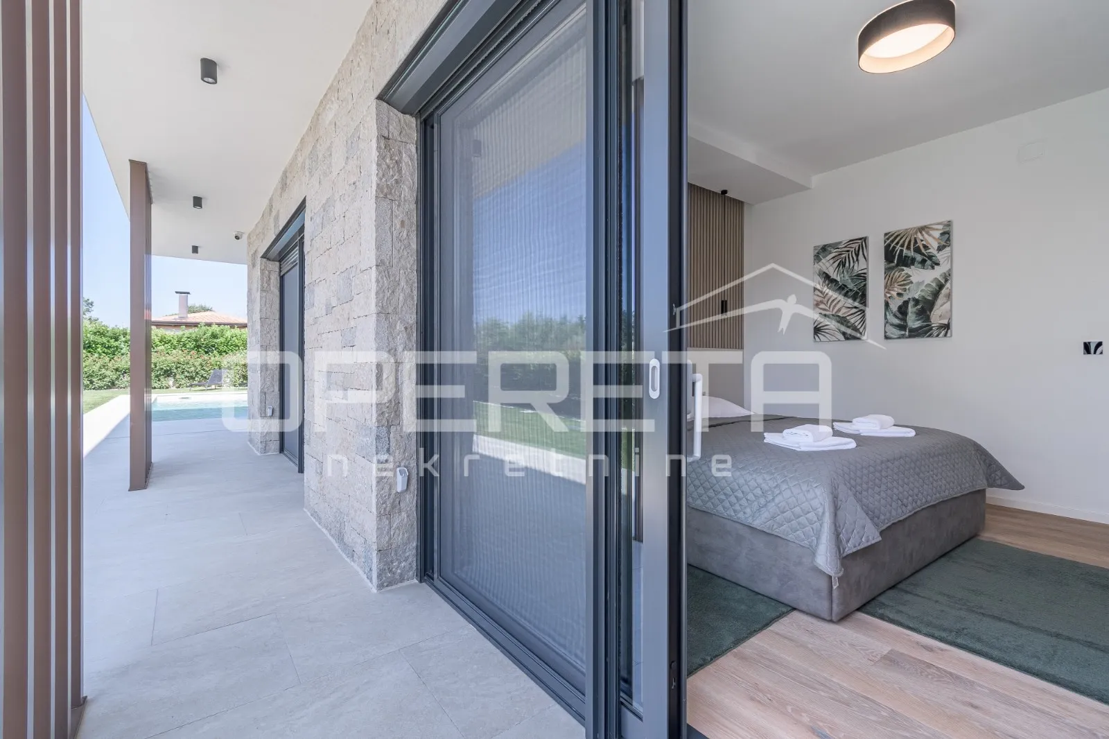 istra, poreč - elegantna i potpuno opremljena vila na periferiji poreča - slika 15