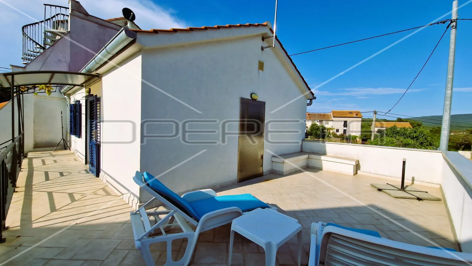 kamena kuća, 2 stambene jedinice, garaža, terasa, dvorište,127 m2, krk - slika 10
