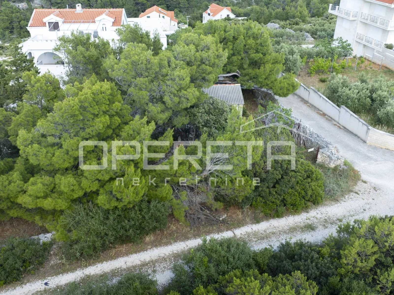 povlja, brač, građevinsko zemljište 400 m2 blizu mora - slika 23