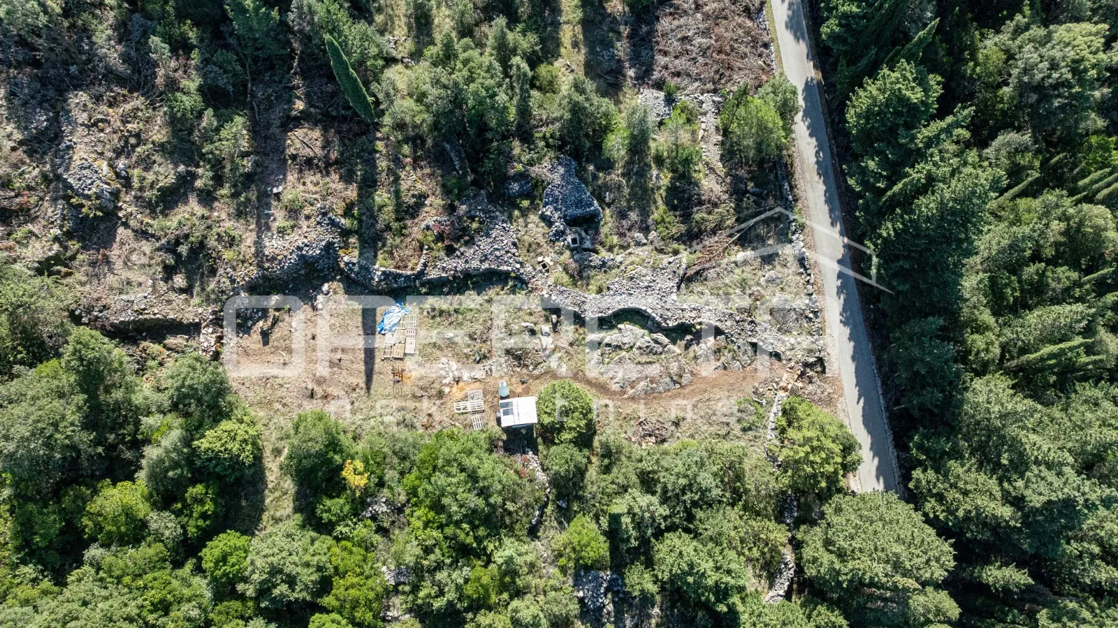 atraktivno poljoprivredno zemljište 9400 m2, nedaleko od mora, pupnat - slika 3