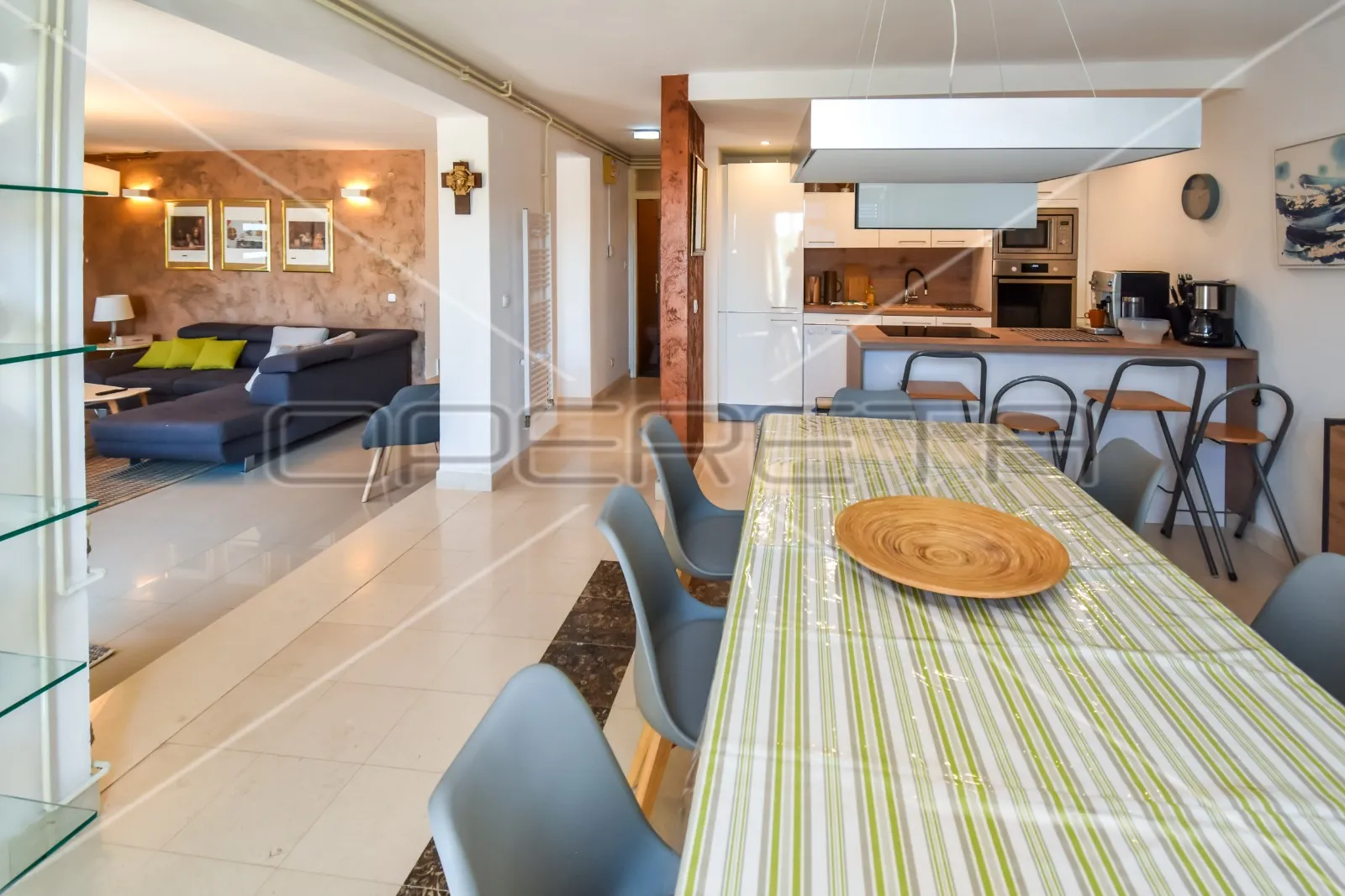 kuća na atraktivnoj lokaciji s pogledmo na more, splitska, otok brač - slika 5