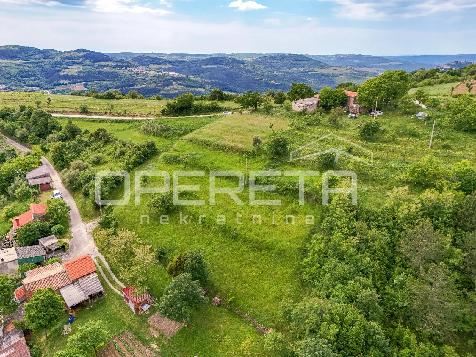 istra, motovun okolica- građevinsko i poljoprivredno zemljište - slika 2