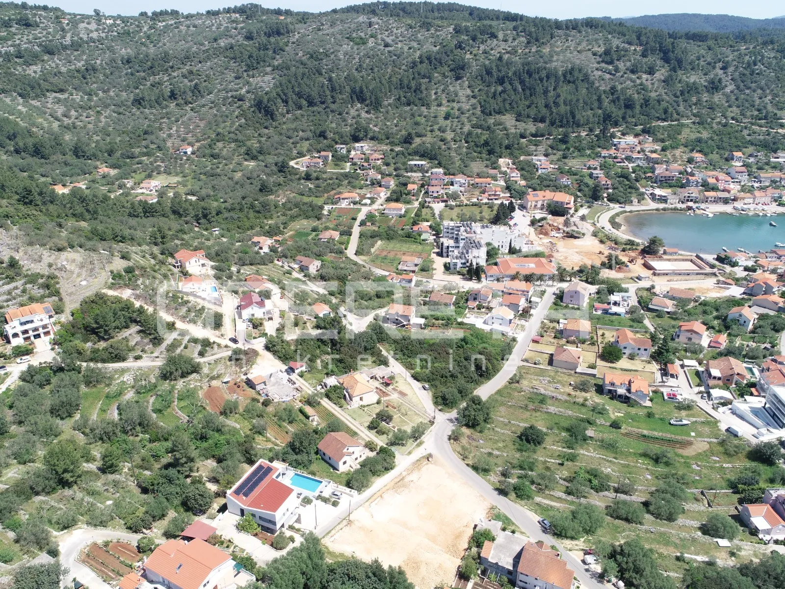 atraktivno građevinsko zemljište 475 m2 u veloj luci - slika 5