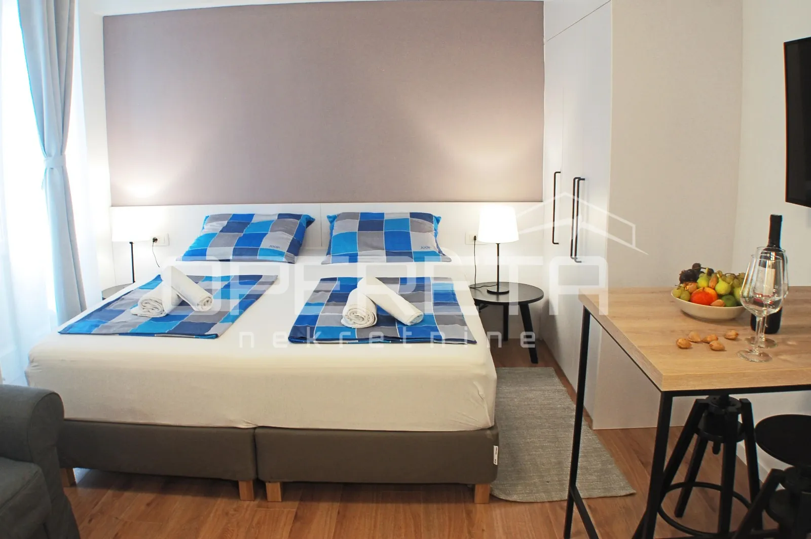 kuća s 4 apartmana u centru šibenika - slika 2