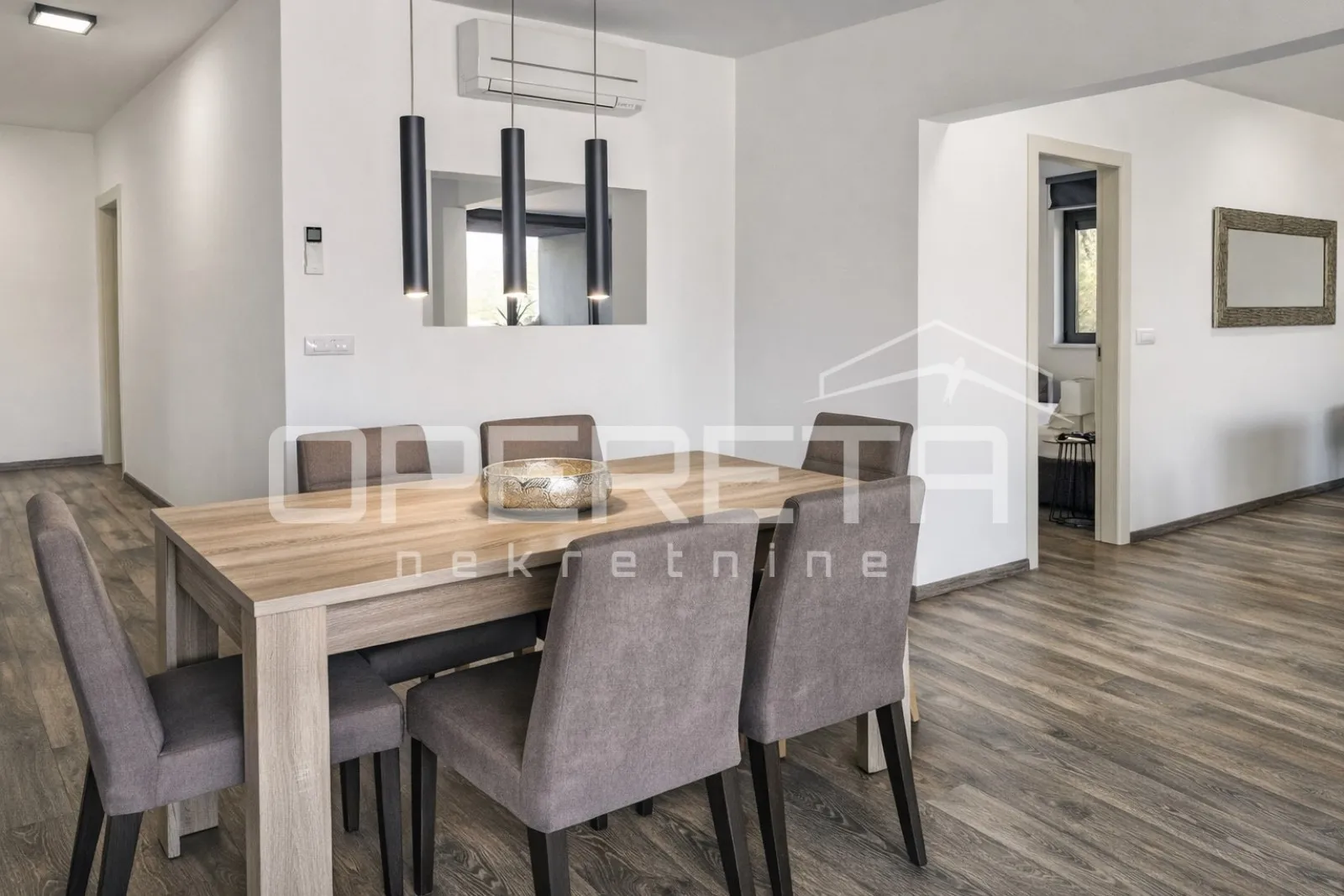 žrnovska banja, korčula, stan 125 m2, pogled na more, garaža - slika 13