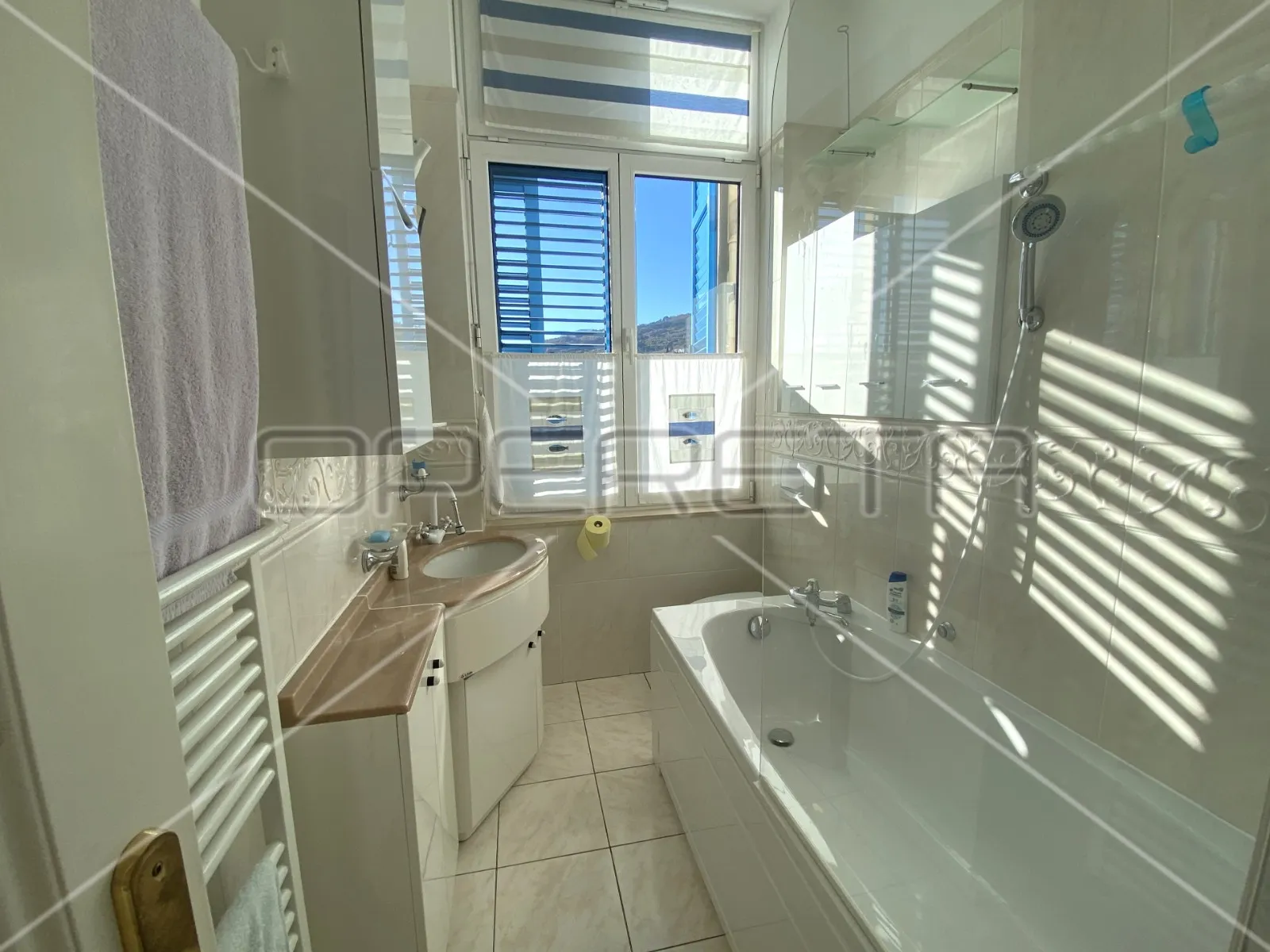 luksuzni stan za najam, 90 m2, 2s, opatija - slika 11