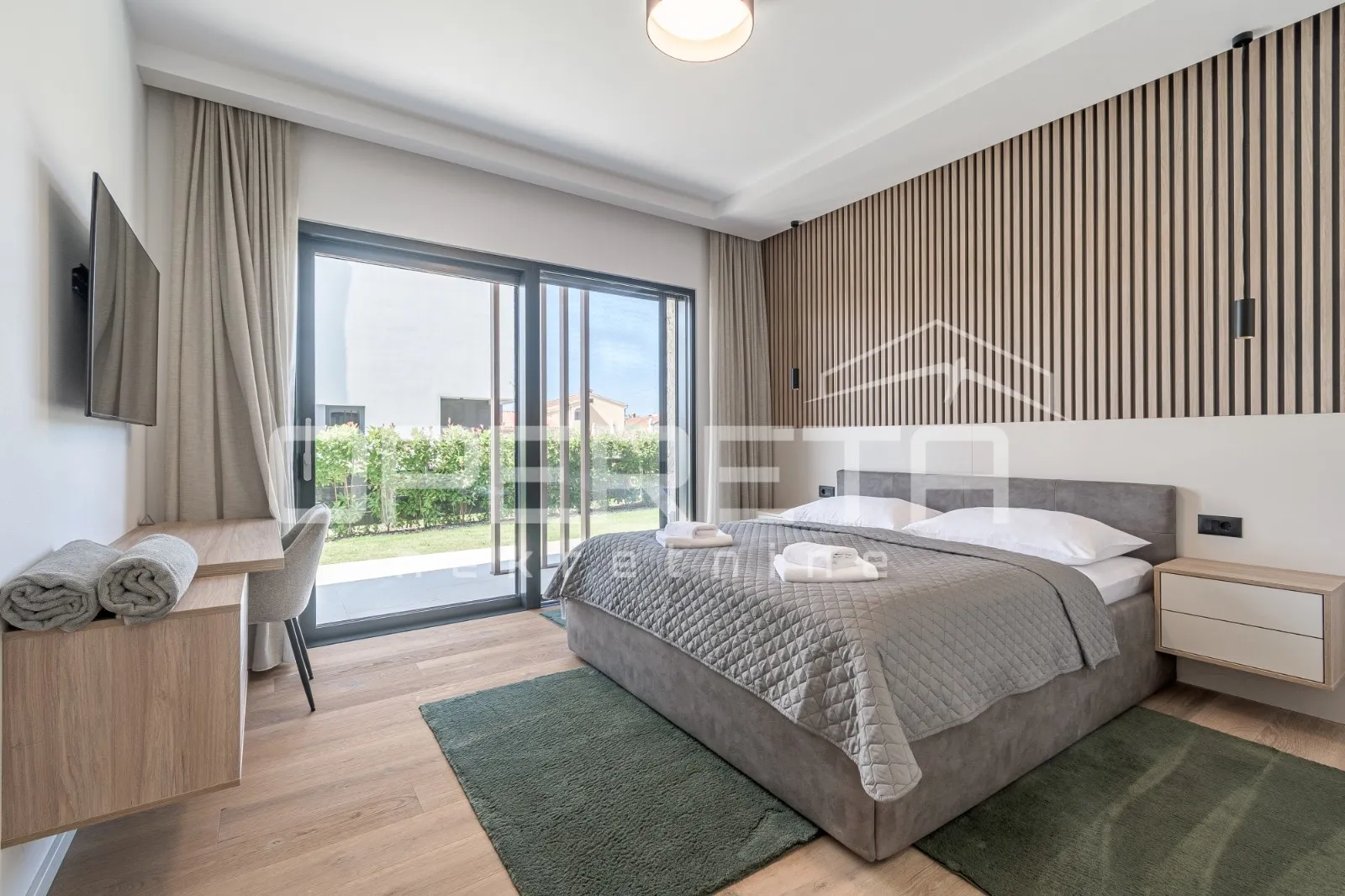 istra, poreč - elegantna i potpuno opremljena vila na periferiji poreča - slika 14