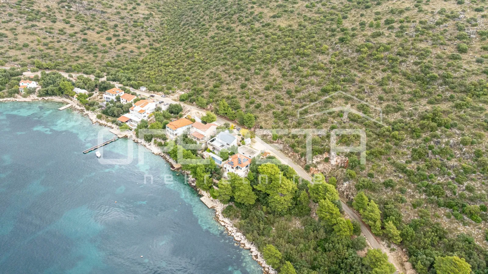 ekskluzivno zemljište 507 m2 u drugom redu od mora – lastovo - slika 11