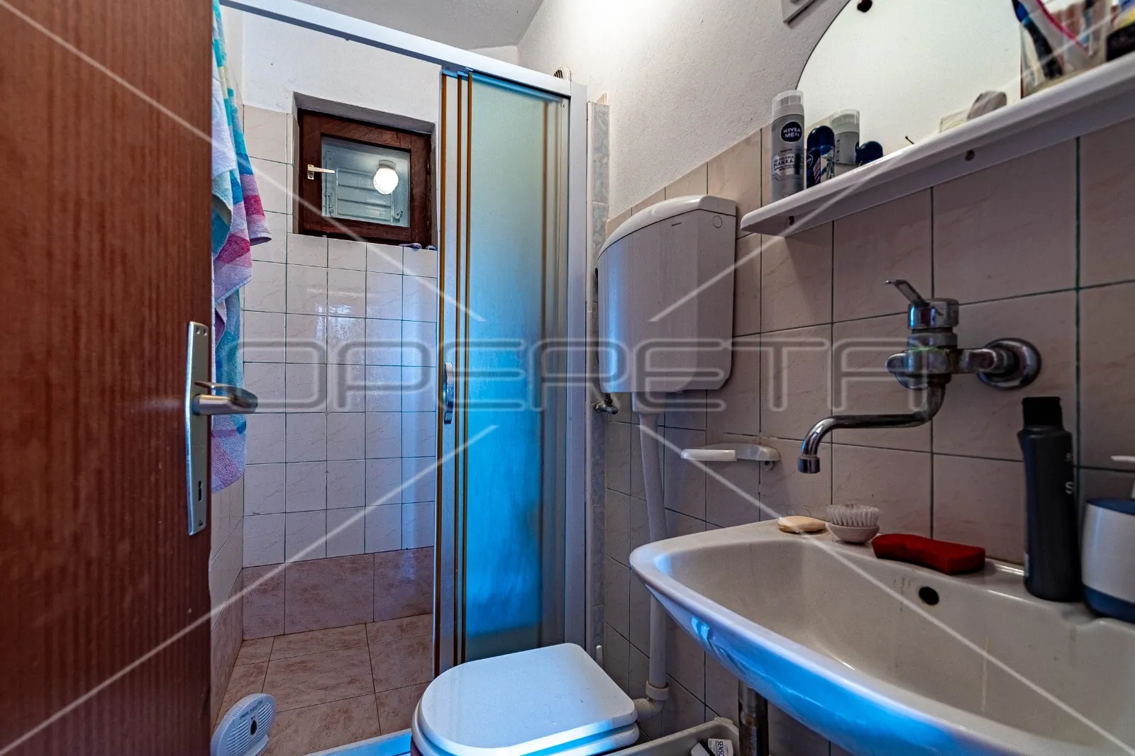 kuća sa 7 apartmana, 250 m do mora, lumbarda - slika 33