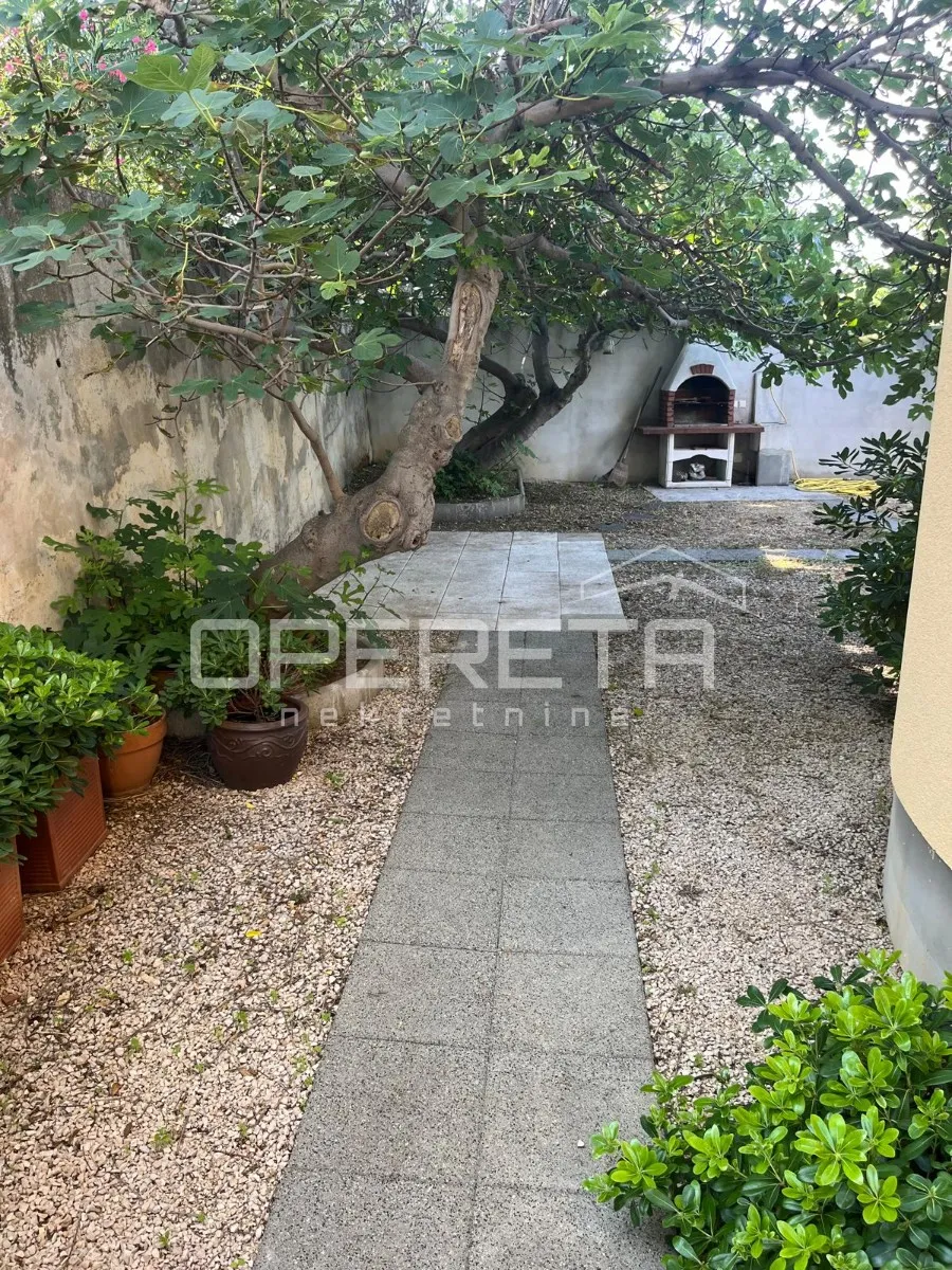 prodaja, kuća, pag, gugliamina polizzinettija 2, samostojeća, 290m2 - slika 16