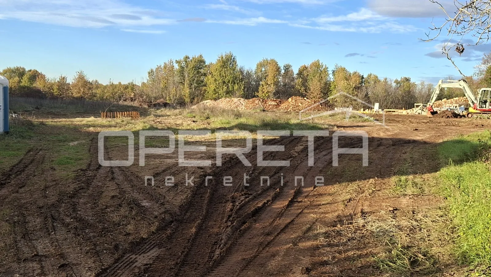 Istra, Poreč okolica- Građevinsko zemljište s građevinskom dozvolom