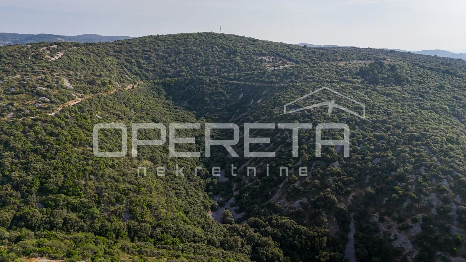 poljoprivredno zemljište u srce otoka, 29.000m2, škrip, brač - slika 21
