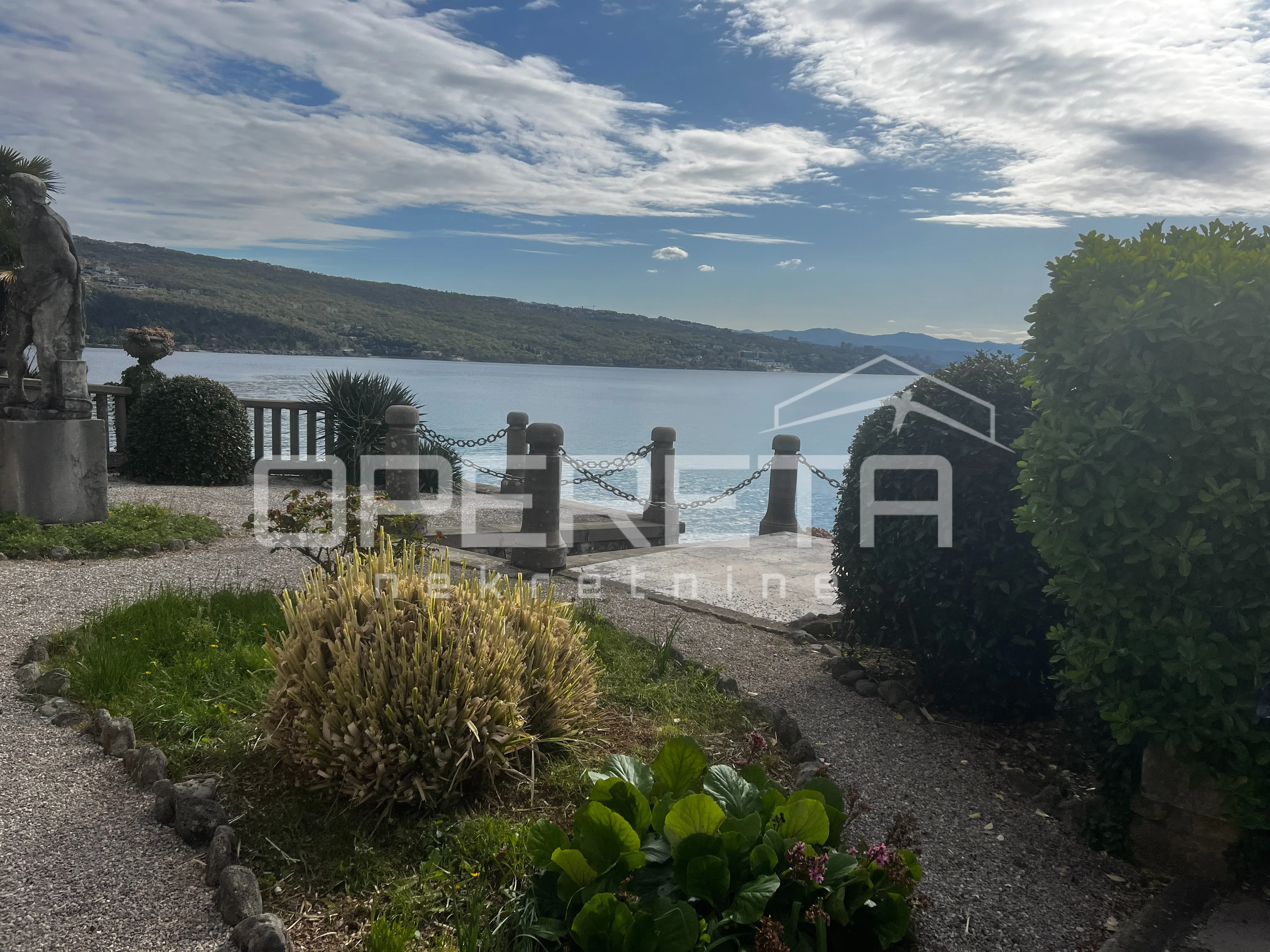 opatija - stan u povjesnoj vili 1.red do mora - slika 2