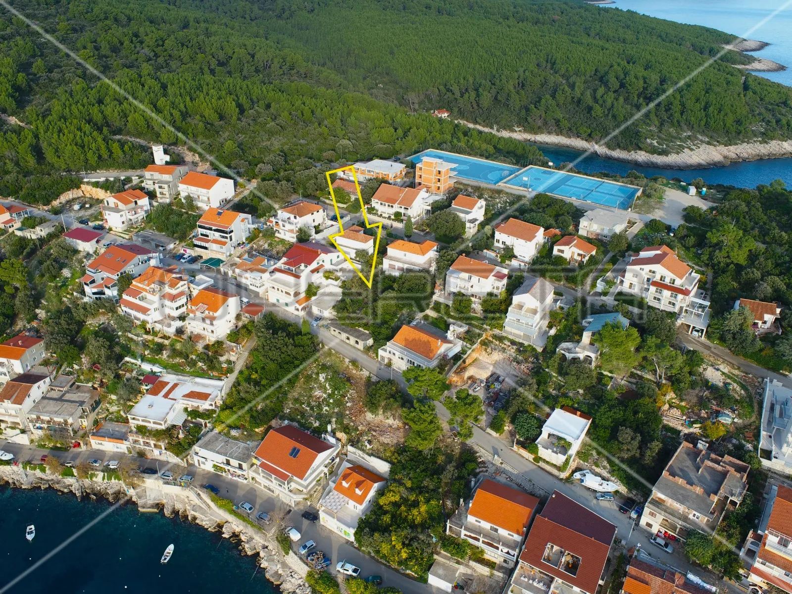 atraktivno zemljište 437 m2 s pogledom na more – zavalatica - slika 10