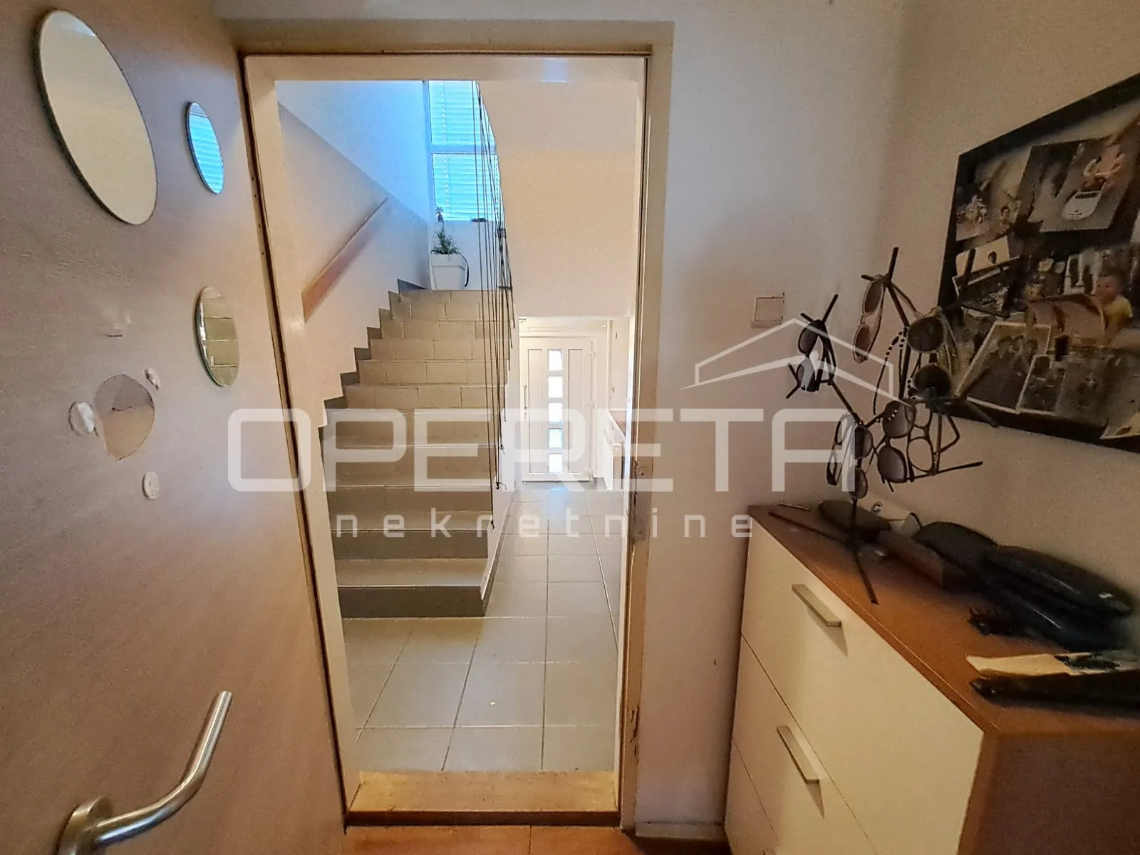 prodaja, kuća, kromosovo naselje, velika gorica, kuća u nizu, 200m2 - slika 7