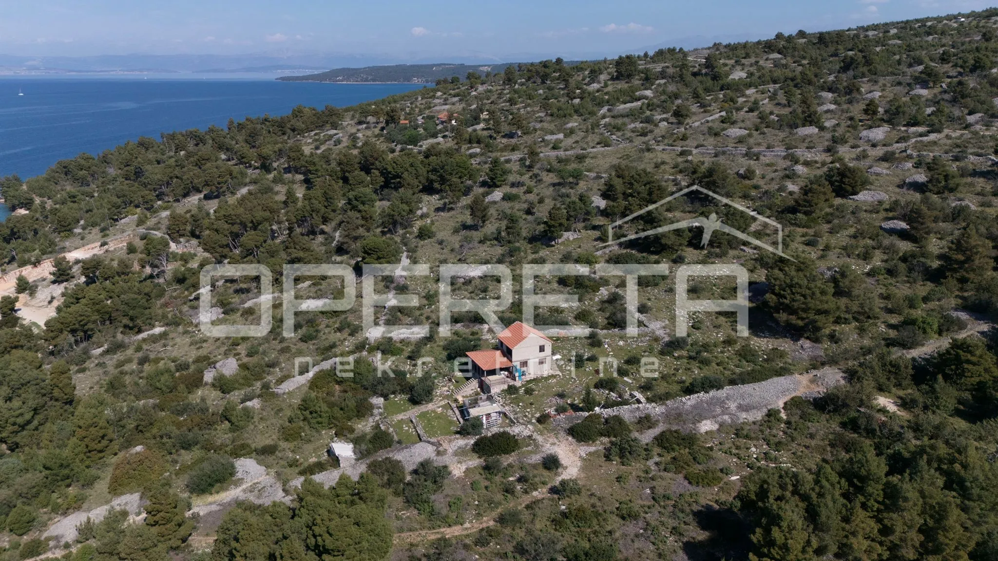 kuća uz more s panoramskim pogledom i terasom – milna, otok brač - slika 7