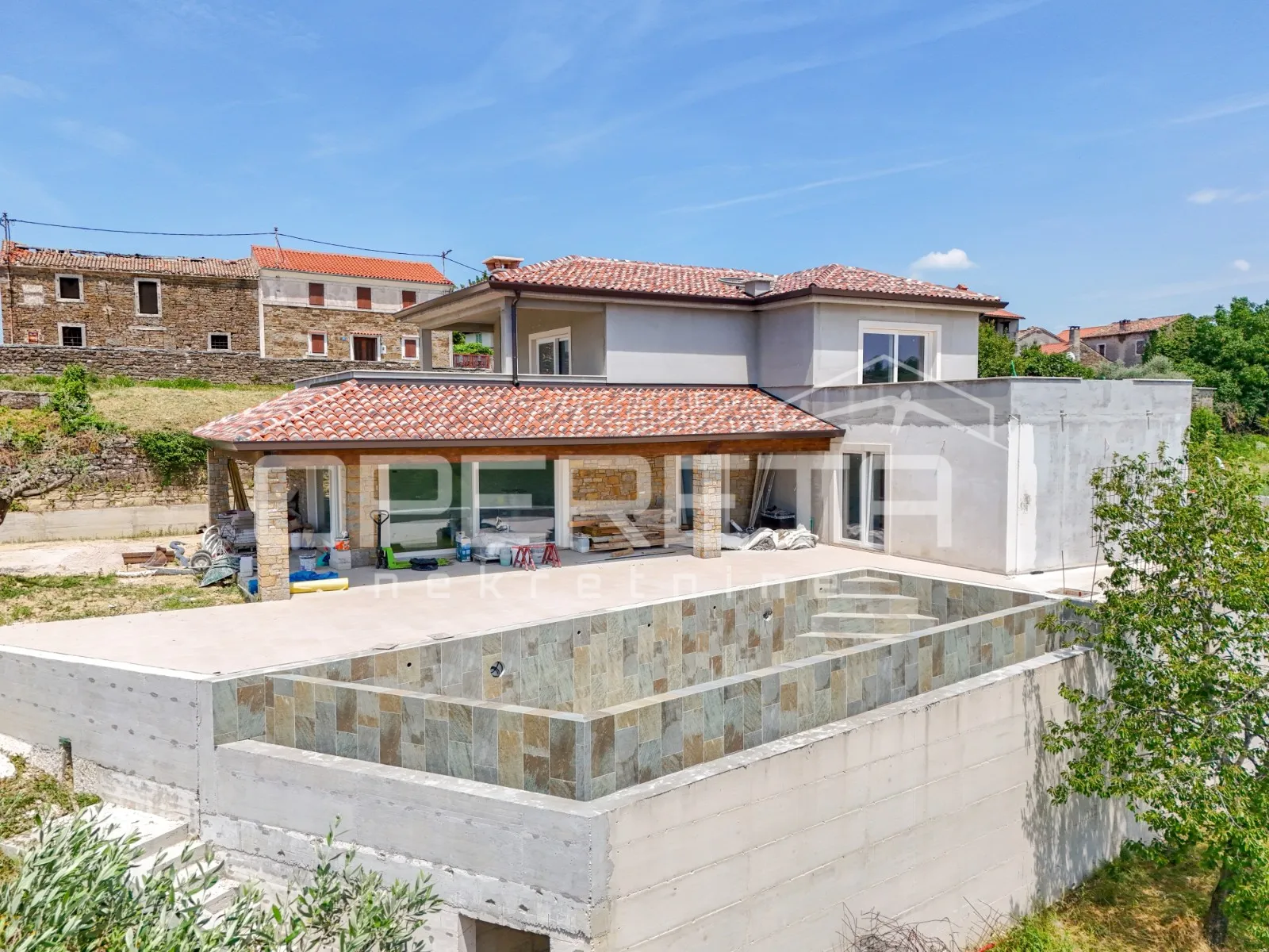 istra, momjan- samostojeća kuća, s predivnim otvorenim pogledom - slika 3