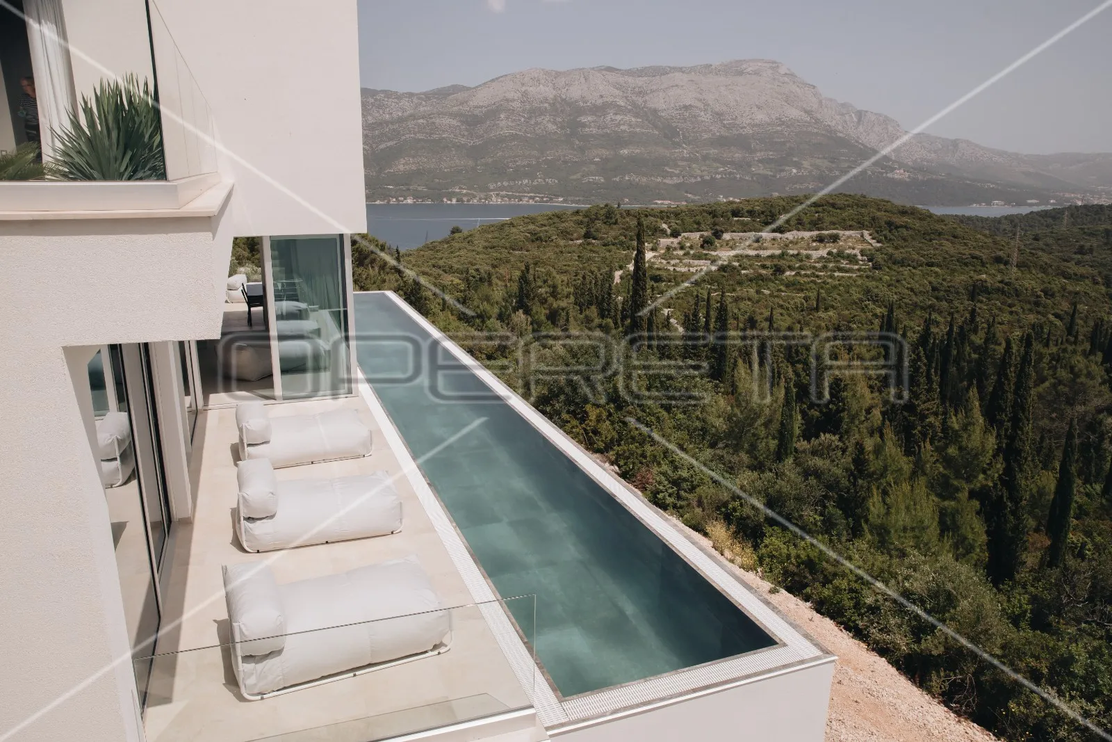 prekrasna vila na korčuli s panoramskim pogledom na more – 360 m2 luksuza - slika 8