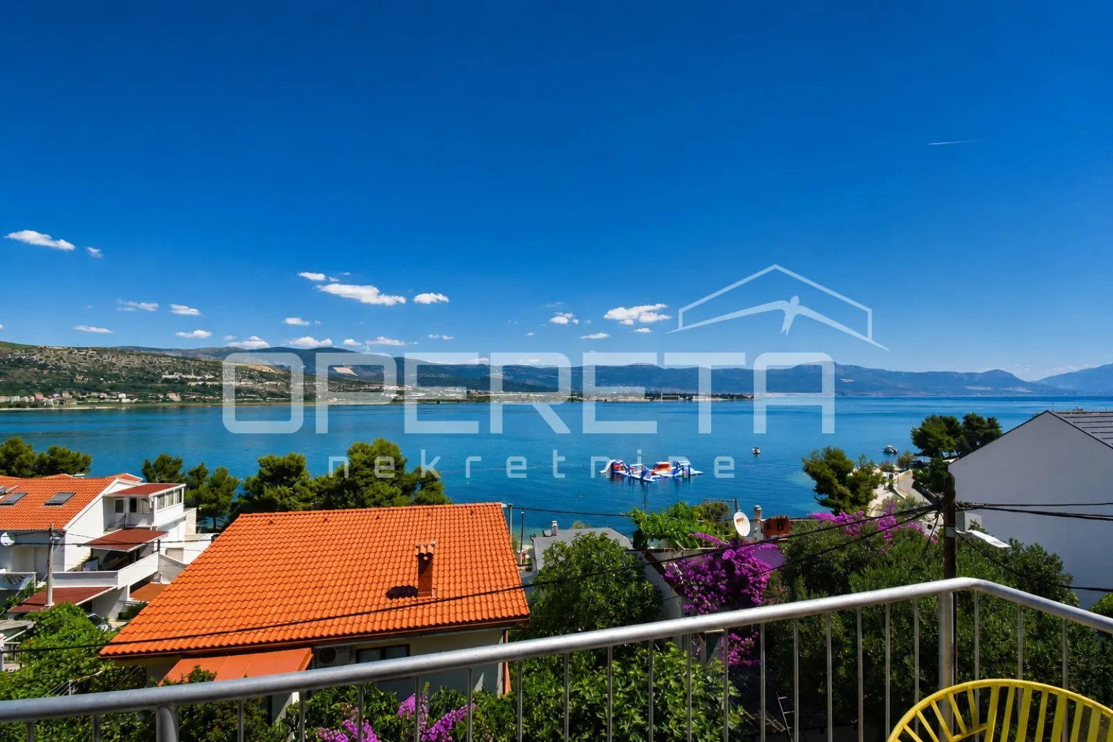 trogir – 2s stan s pogledom na more, terasama i parkingom - slika 3