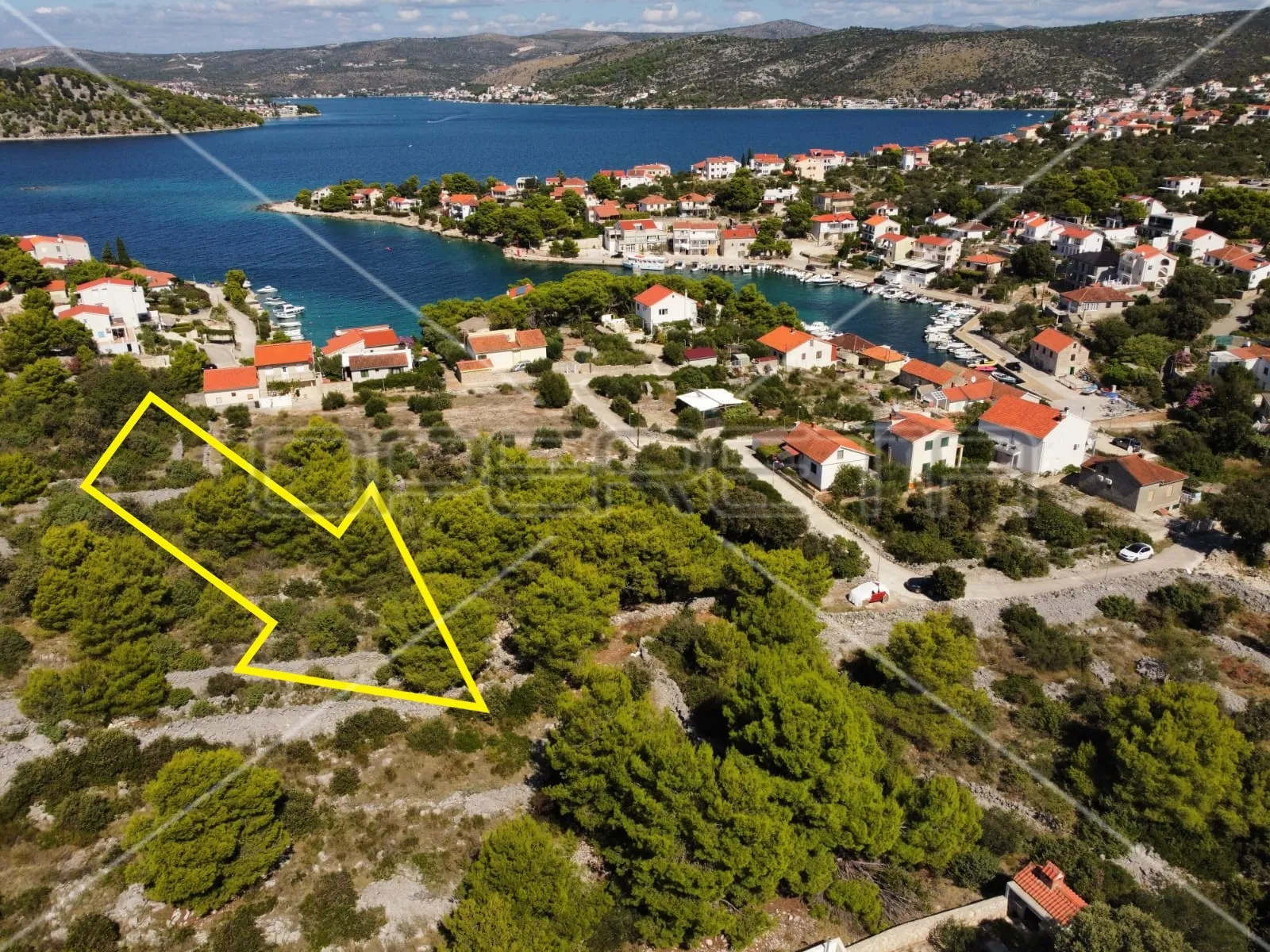 Građevinsko zemljište u Ražnju, 130 m od mora - Ražanj