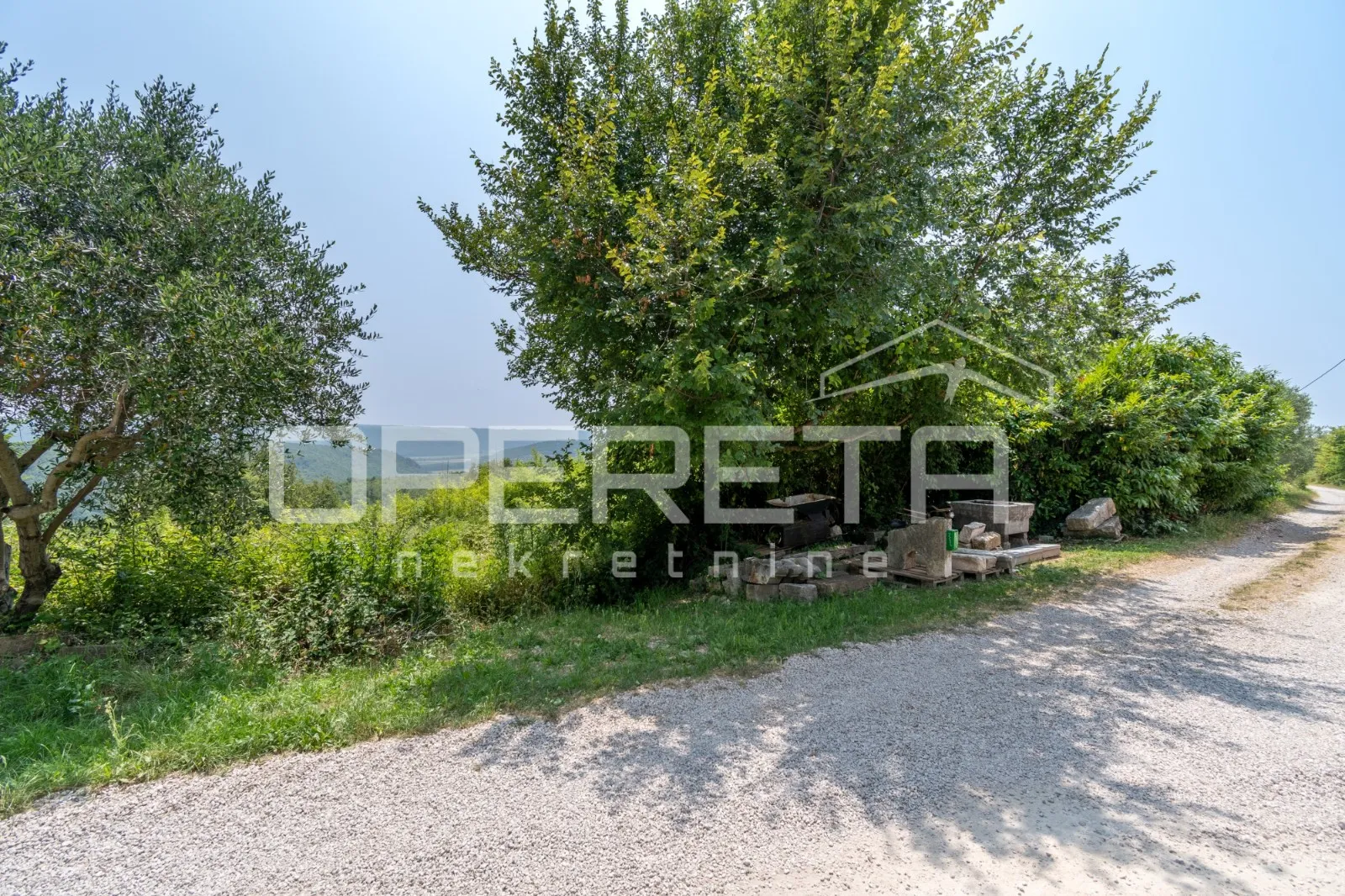 istra, buje okolica- građevinsko zemljište s otvorenim pogledom - slika 2