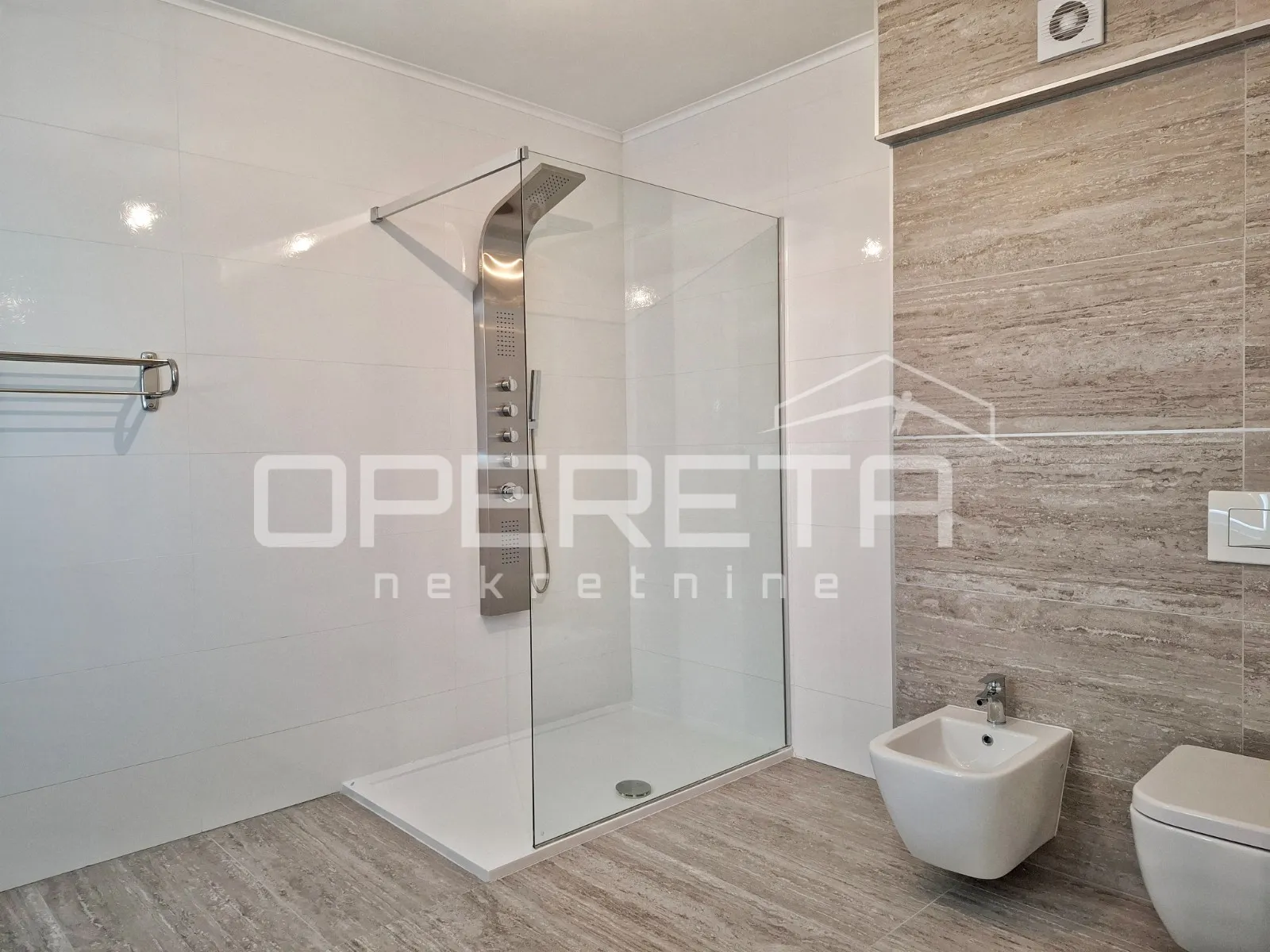 prvi red do mora – novogradnja – čiovo/okrug gornji - slika 7