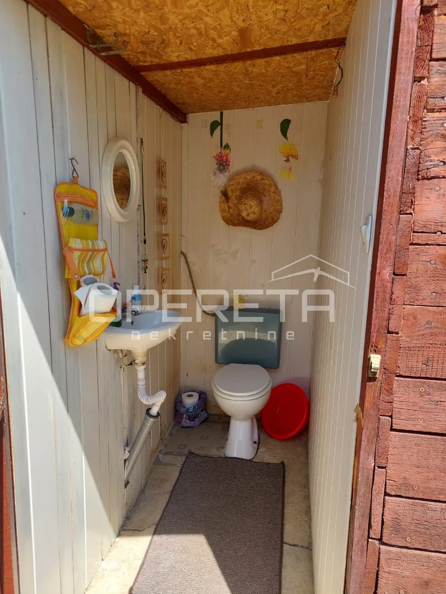 ulica matije gupca, sesvete, 1.606,00 m2, 60.000,00 eur - slika 8