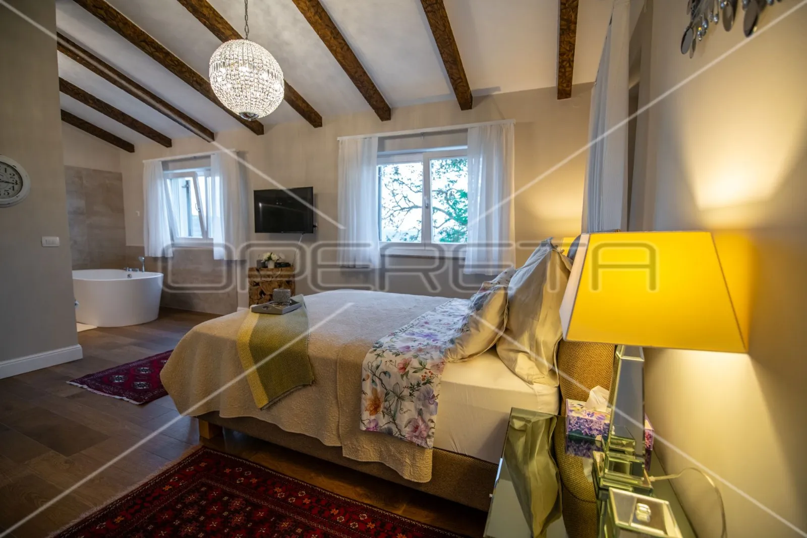 istra, grožnjan, luksuzna vila na osami sa panoramskim pogledom - slika 28