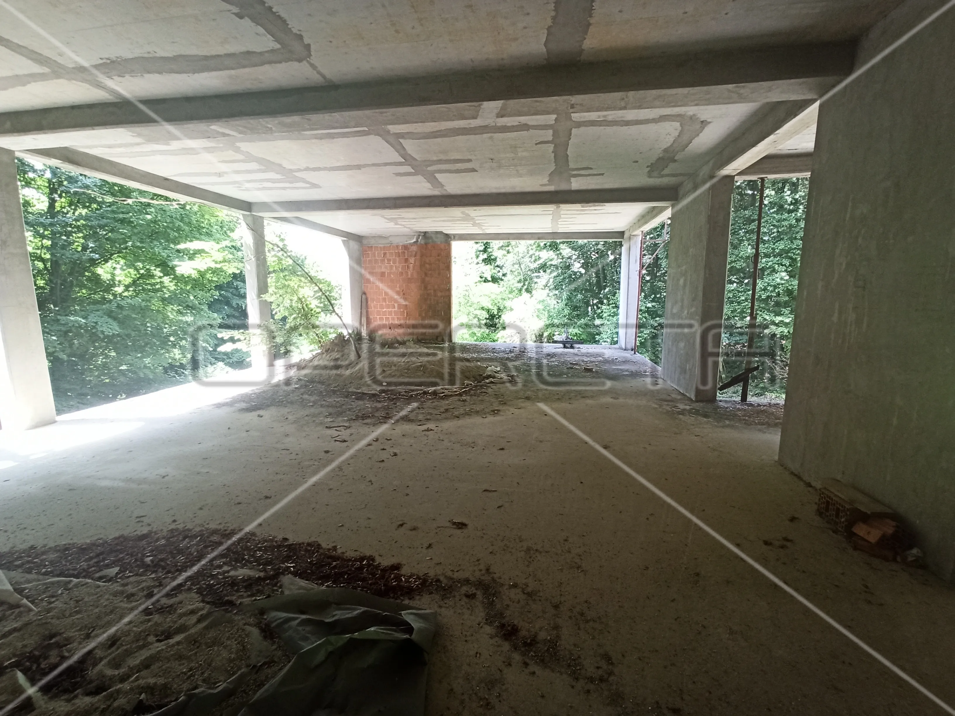 gramača, zgrada, 650.000,00 eur - slika 13