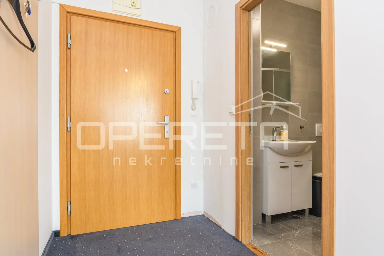 najam, poslovni prostor, prečko, petrovaradinska, 51m2, 2soban + parking - slika 6