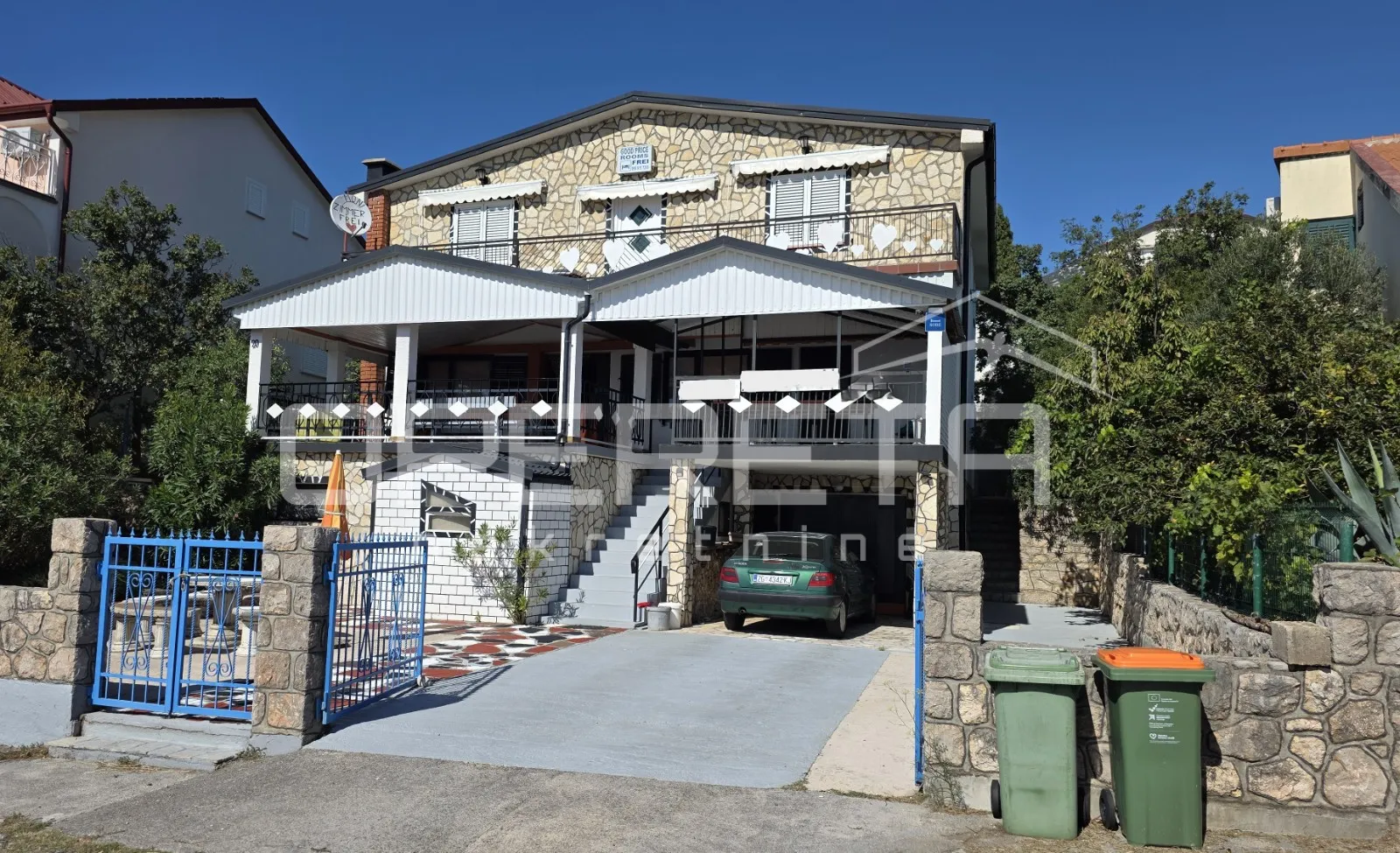 kuća s pomoćnim objektom, pogled, garaža, vrt, 330 m2, karlobag - slika 5