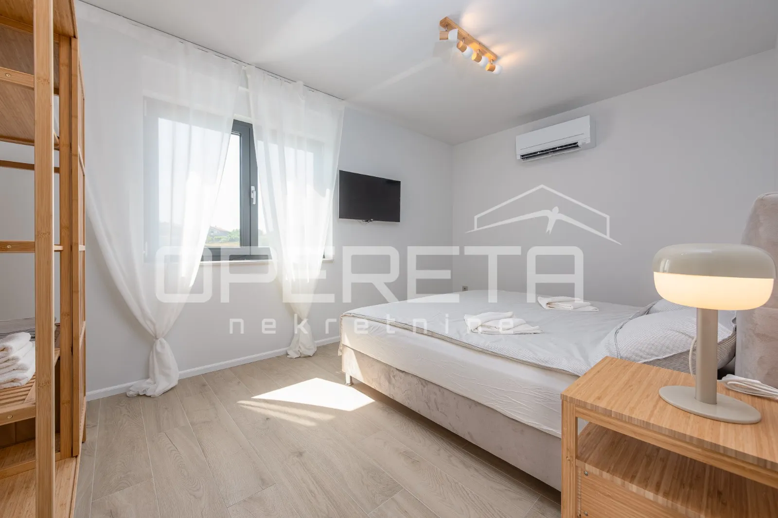 moderna vila s bazenom 217 m2, poljica brig, zadar - slika 39