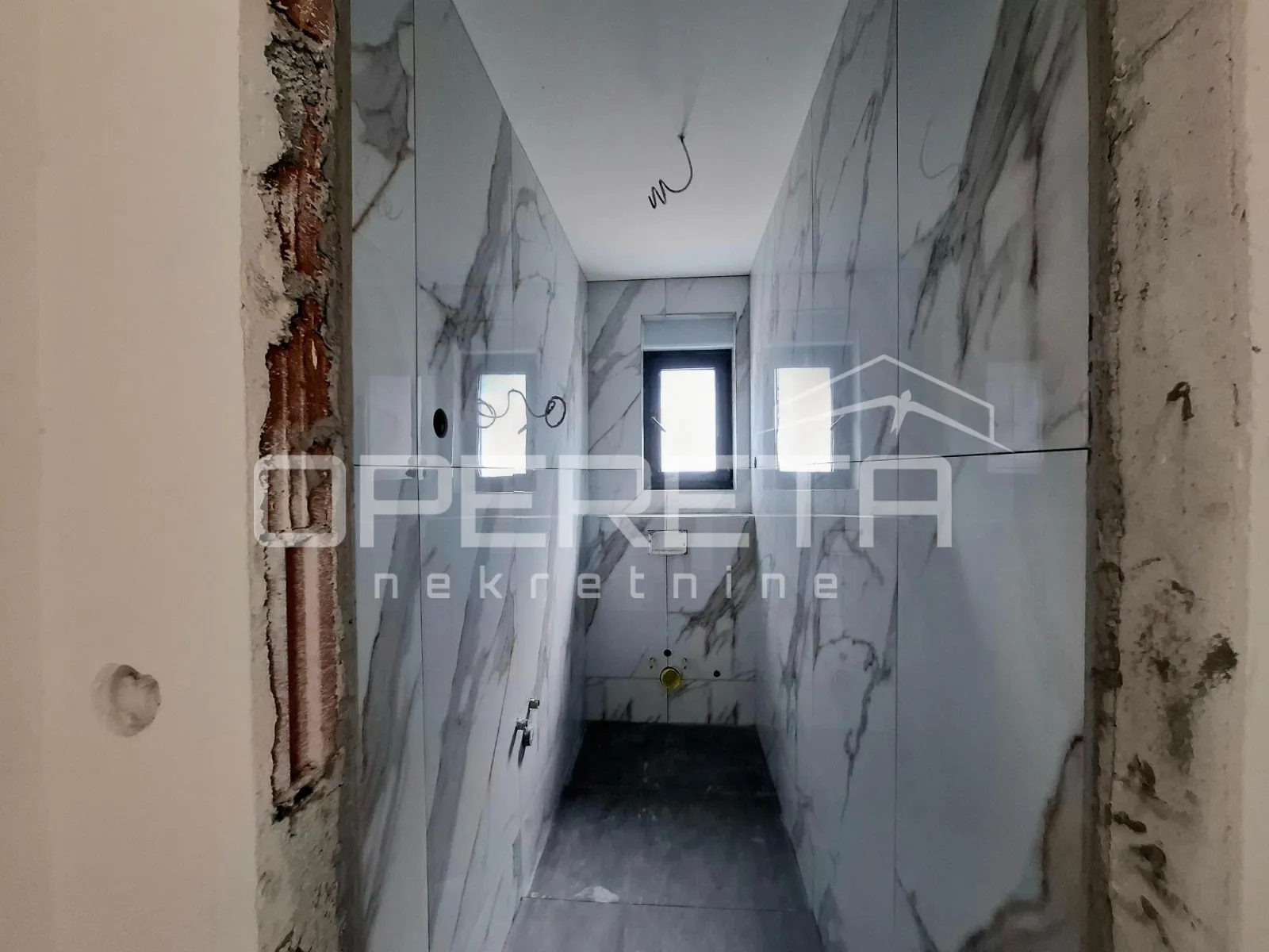 top lokacija u dalmaciji – rogoznica, 70m od mora, useljenje ljeto 2025! - slika 18