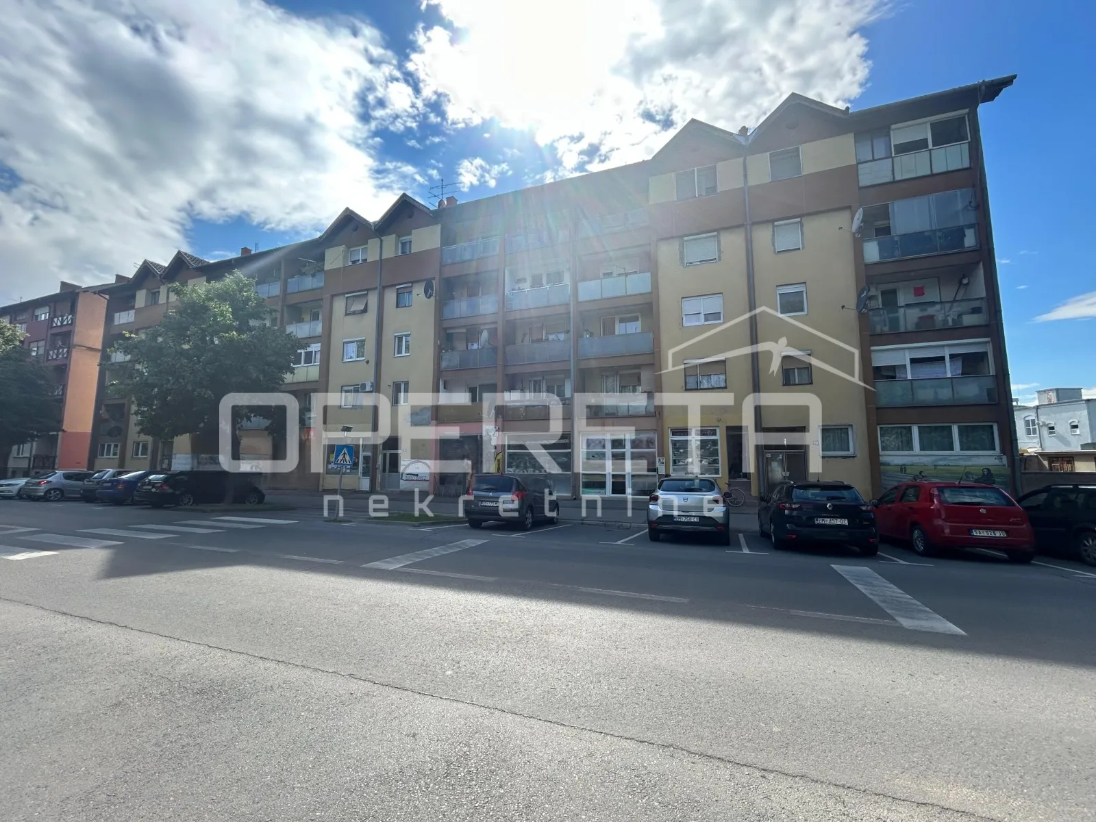 Prodaja, Ulični lokal, Beli Manastir, Trg Slobode, 248m2