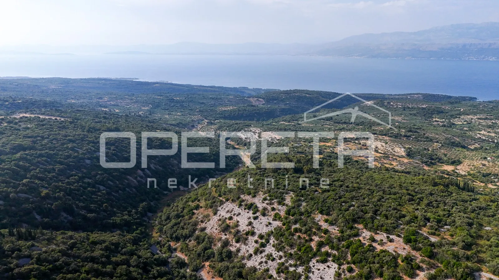 poljoprivredno zemljište u srce otoka, 29.000m2, škrip, brač - slika 14