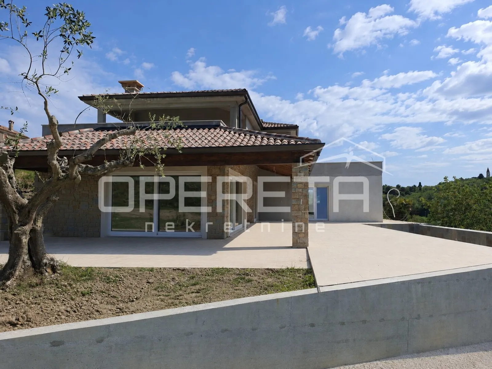 istra, momjan- samostojeća kuća, s predivnim otvorenim pogledom - slika 2