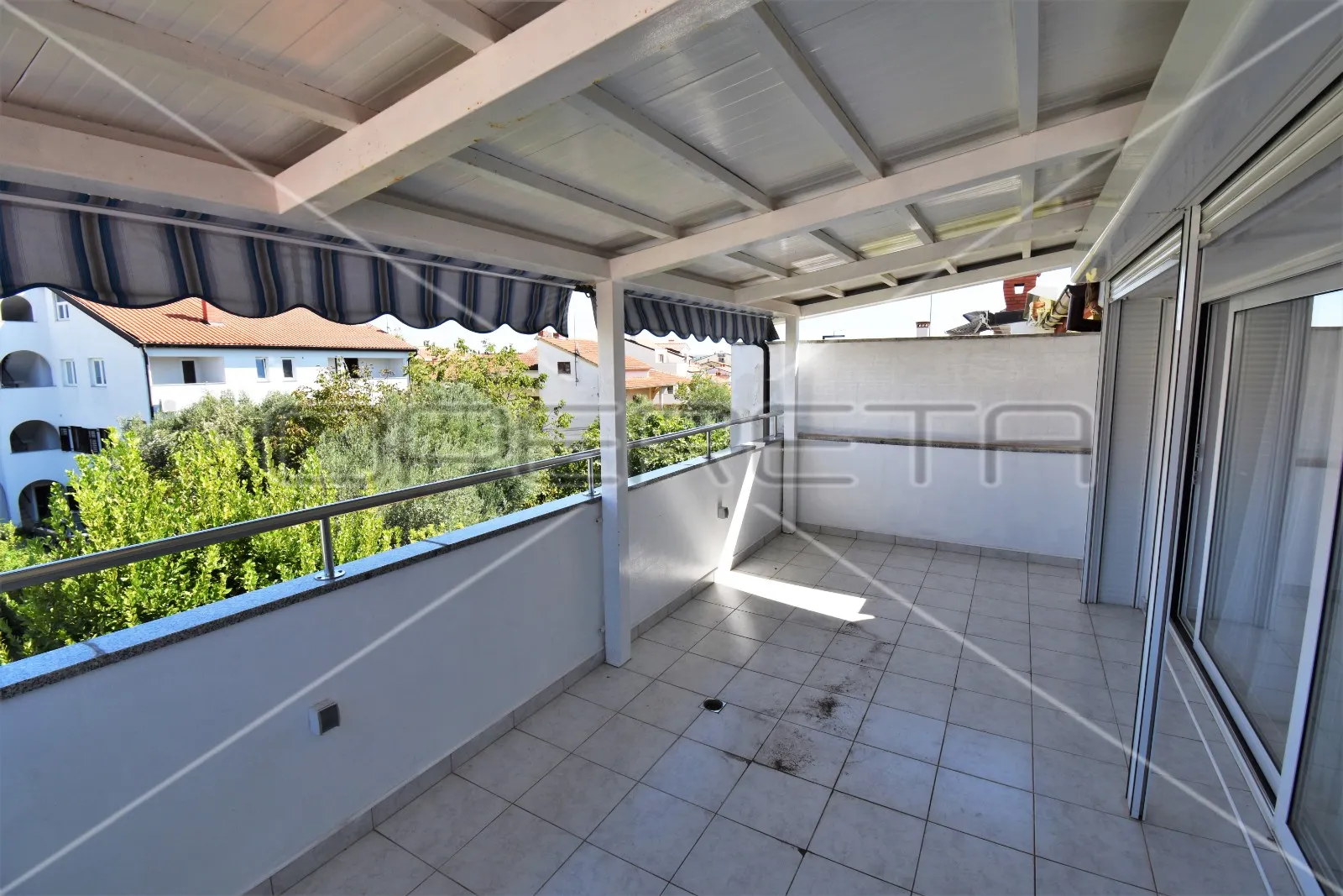 apartmanski objekt s 6 odvojenih jedinica i garažom, rovinj, 408 m² bruto - slika 12