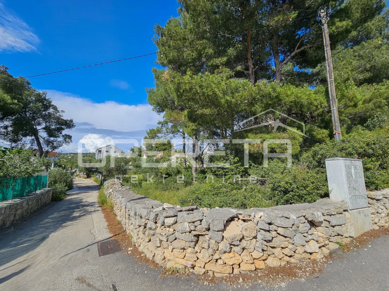 uživajte u ljepoti brača – građevinsko zemljište s infrastrukturom, milna - slika 16