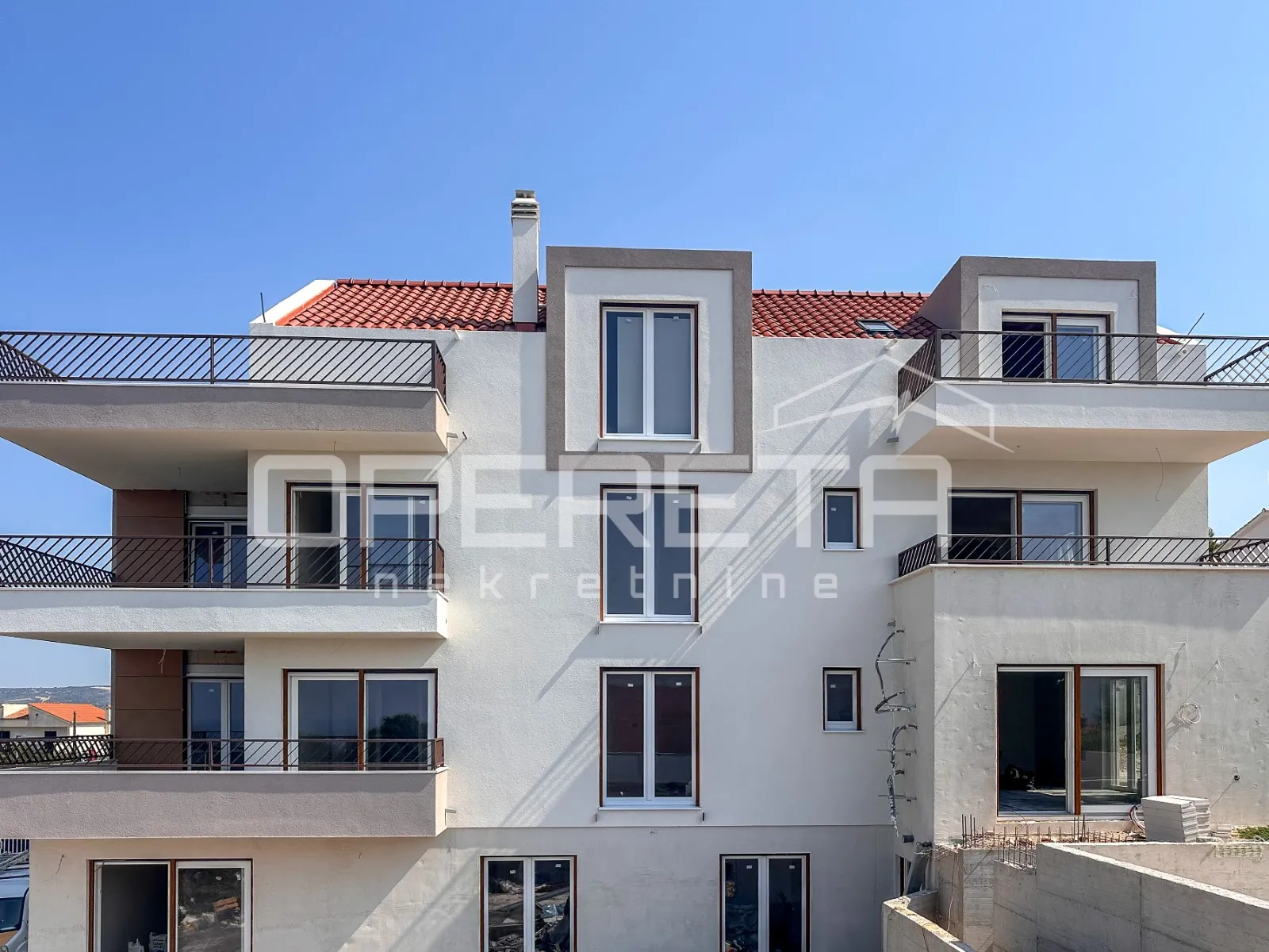 novogradnja u stivašnici, stan s tri terase i pogledom na more, 146 m2 - slika 12